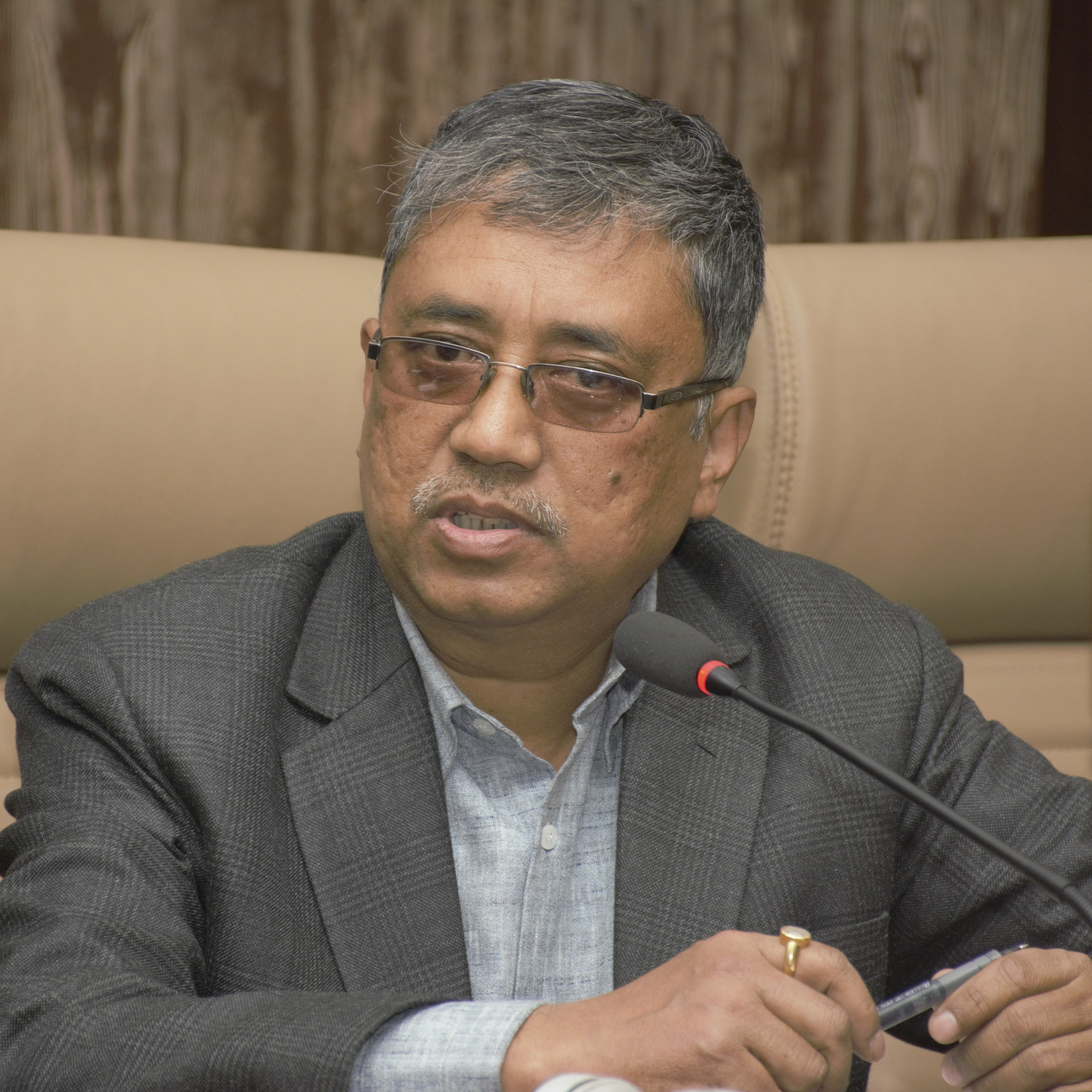 महानगरको बिकल्प बिनाको गैरकानुनी ज्यादति बारे यस्तो छ अधिवक्ता जितेन्द्र बज्राचार्यको धारणा episode artwork