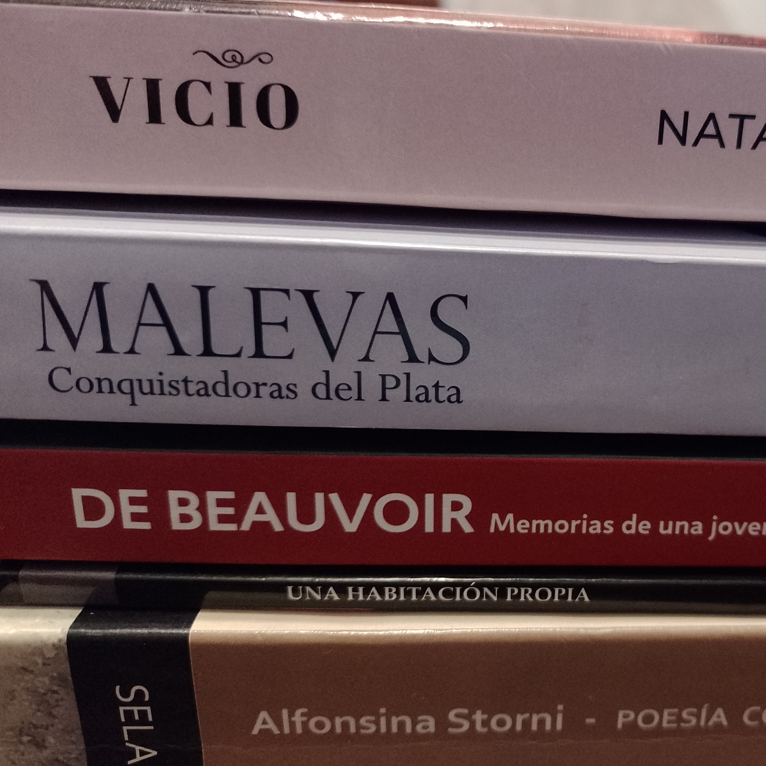 Podcast literario divino - Lic. Natalia Di Virgilio