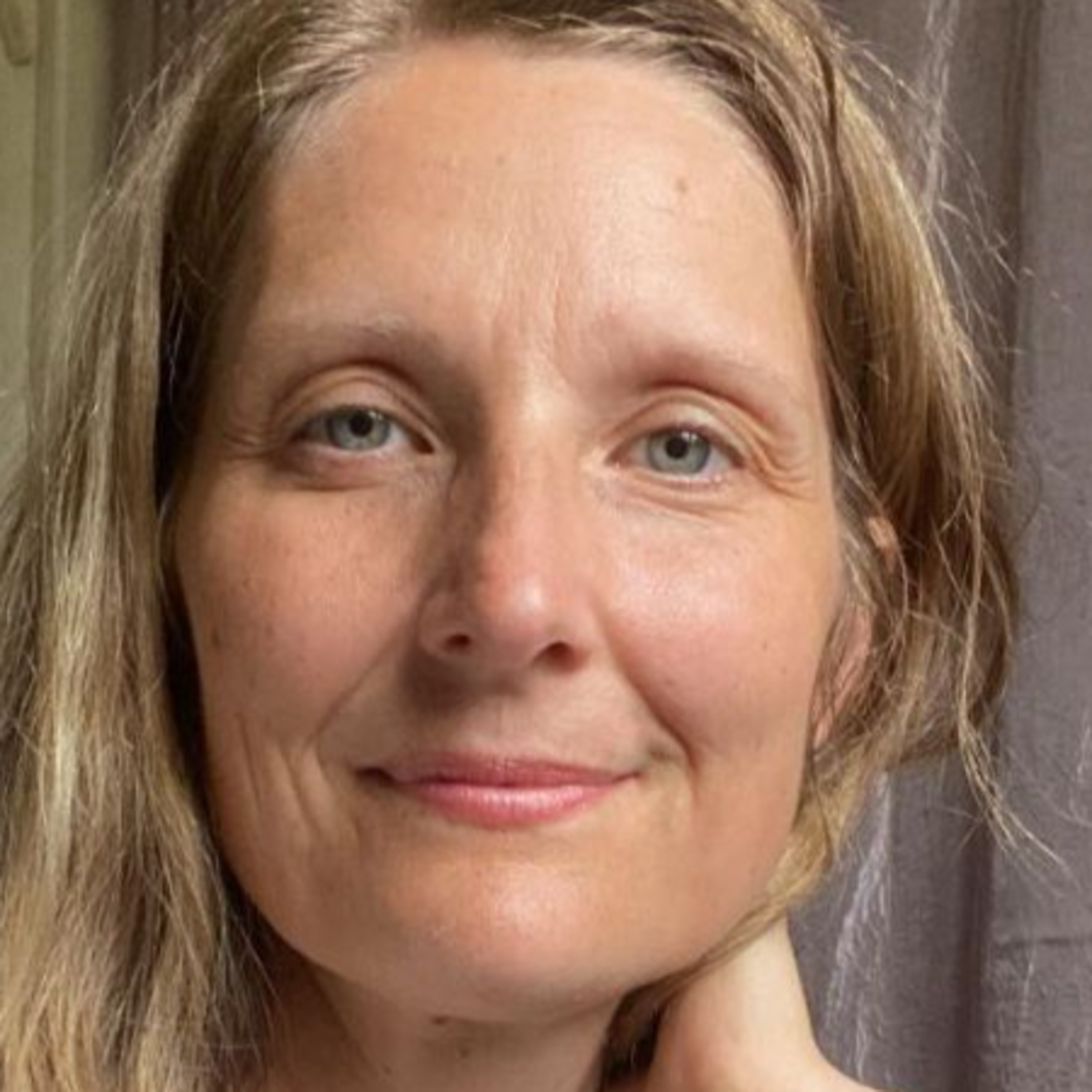Sorgpodden Sorglinjen Anna Parfa