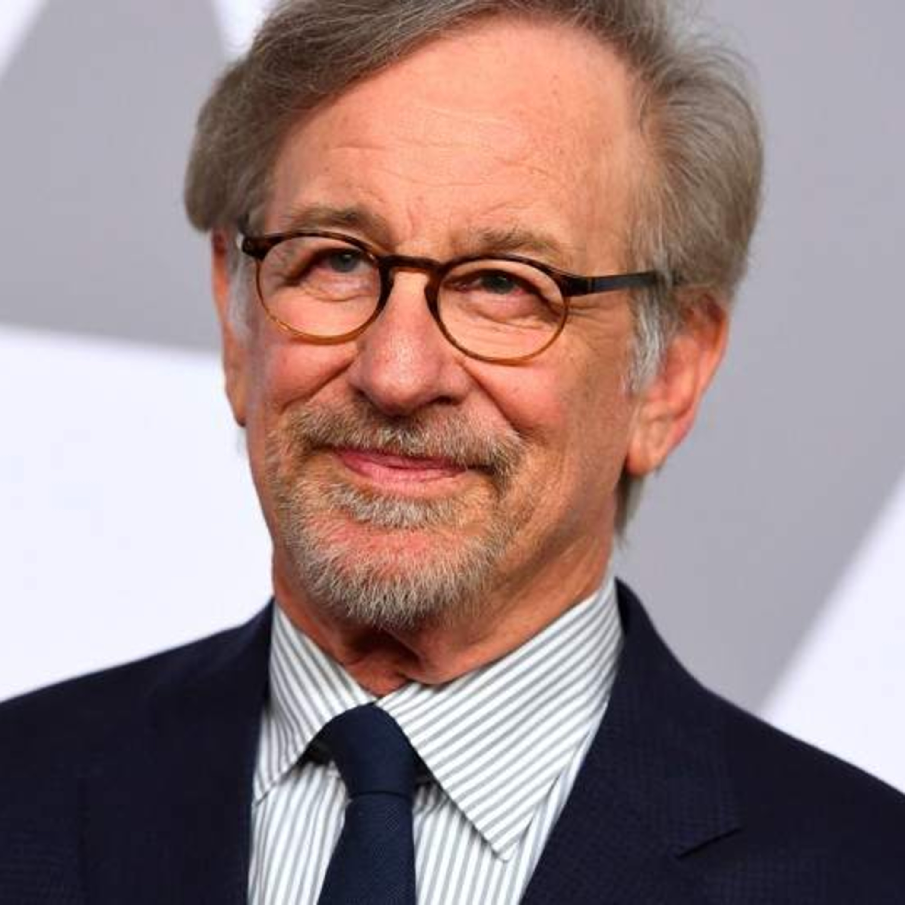 T01E02 - Steven Spielberg ¿ídolo o qué? T01E02 - Steven Spielberg ¿ídolo o qué?