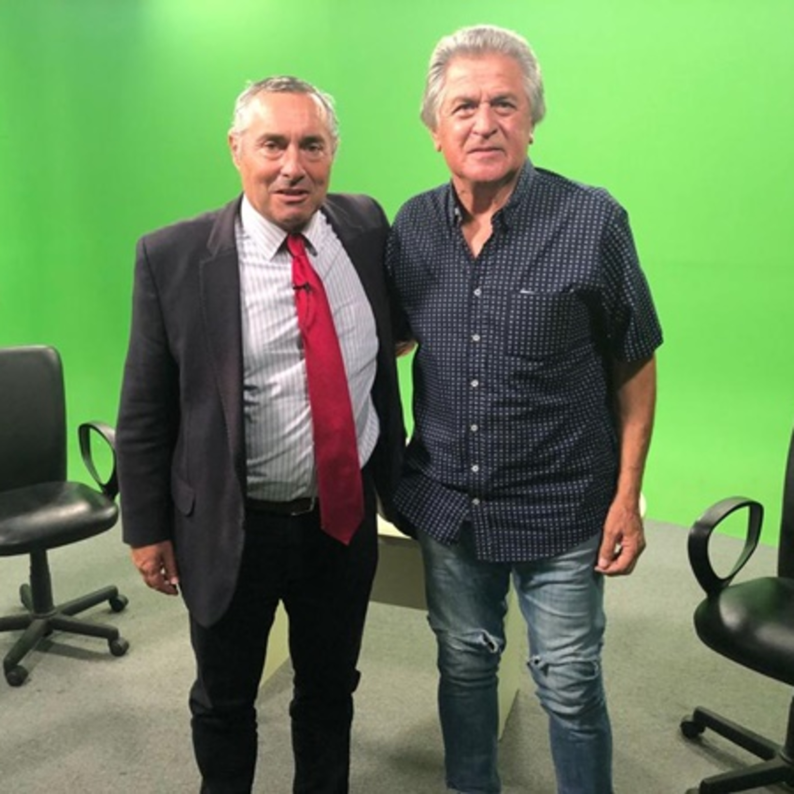 hola soy gustavo lis periodista con ganas de crear algo diferente