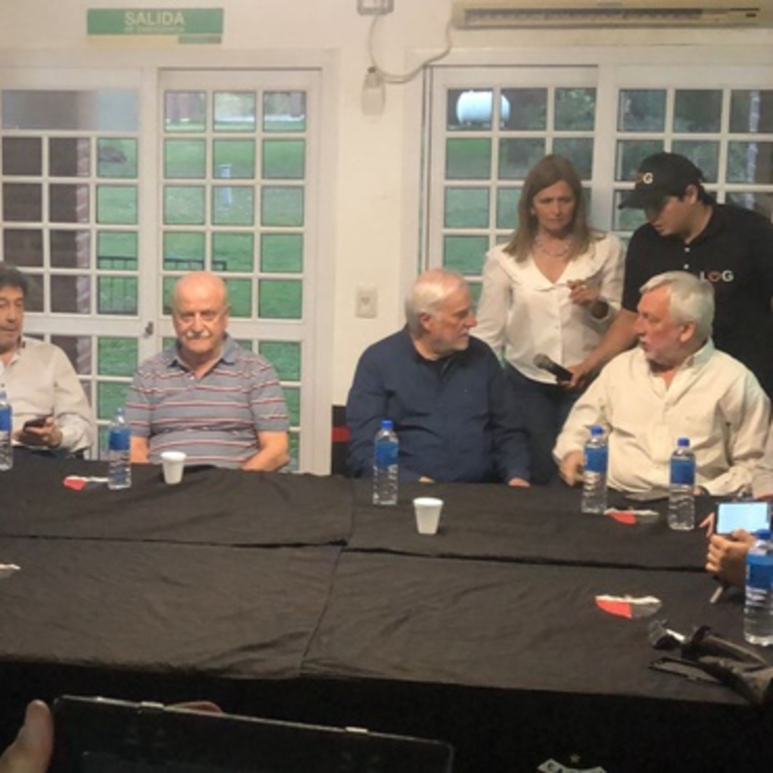 hola soy gustavo lis periodista con ganas de crear algo diferente