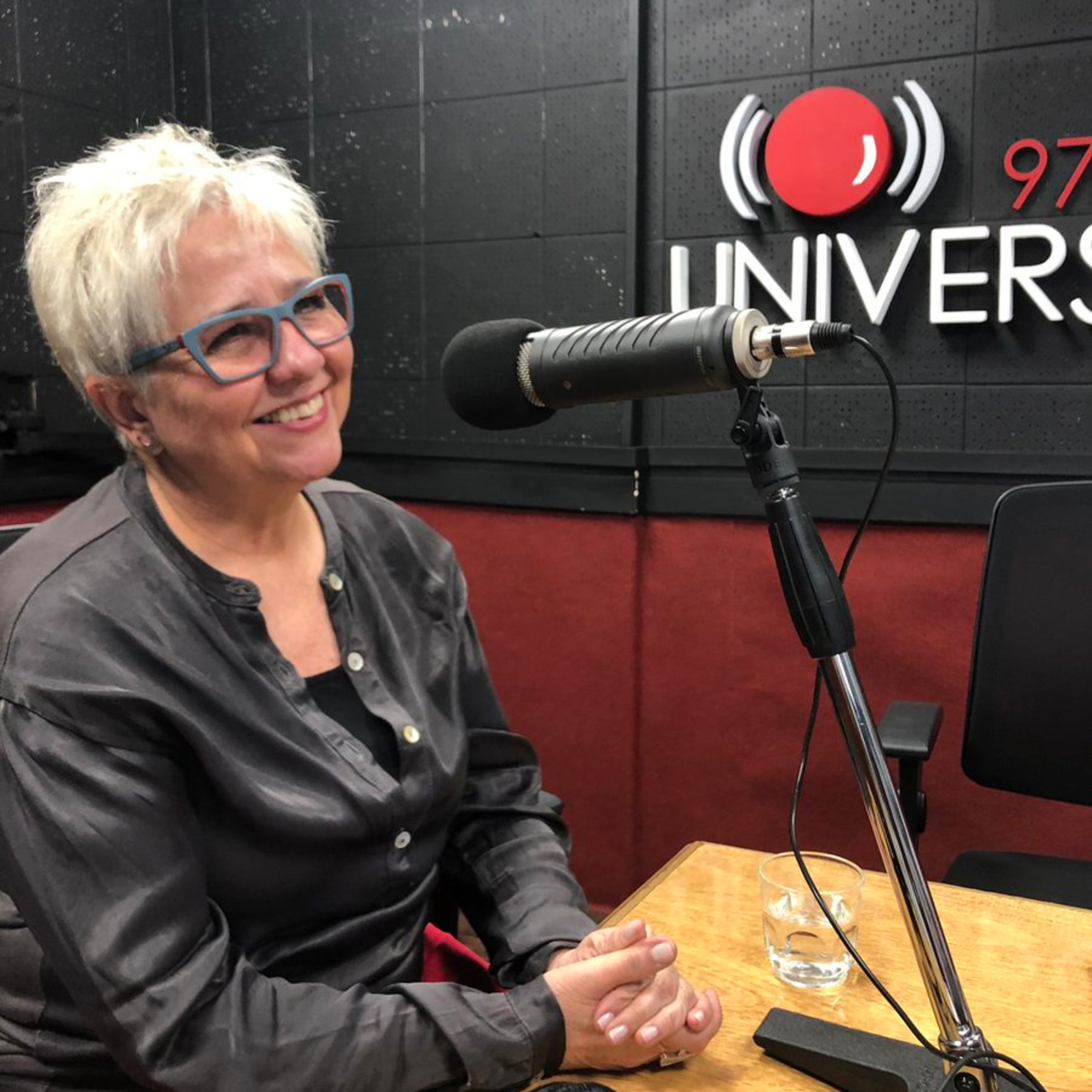 Laura Canoura y 40 años de trayectoria: un show completo con Malena Muyala, Labarnois & Carrero y más destacados artistas episode artwork