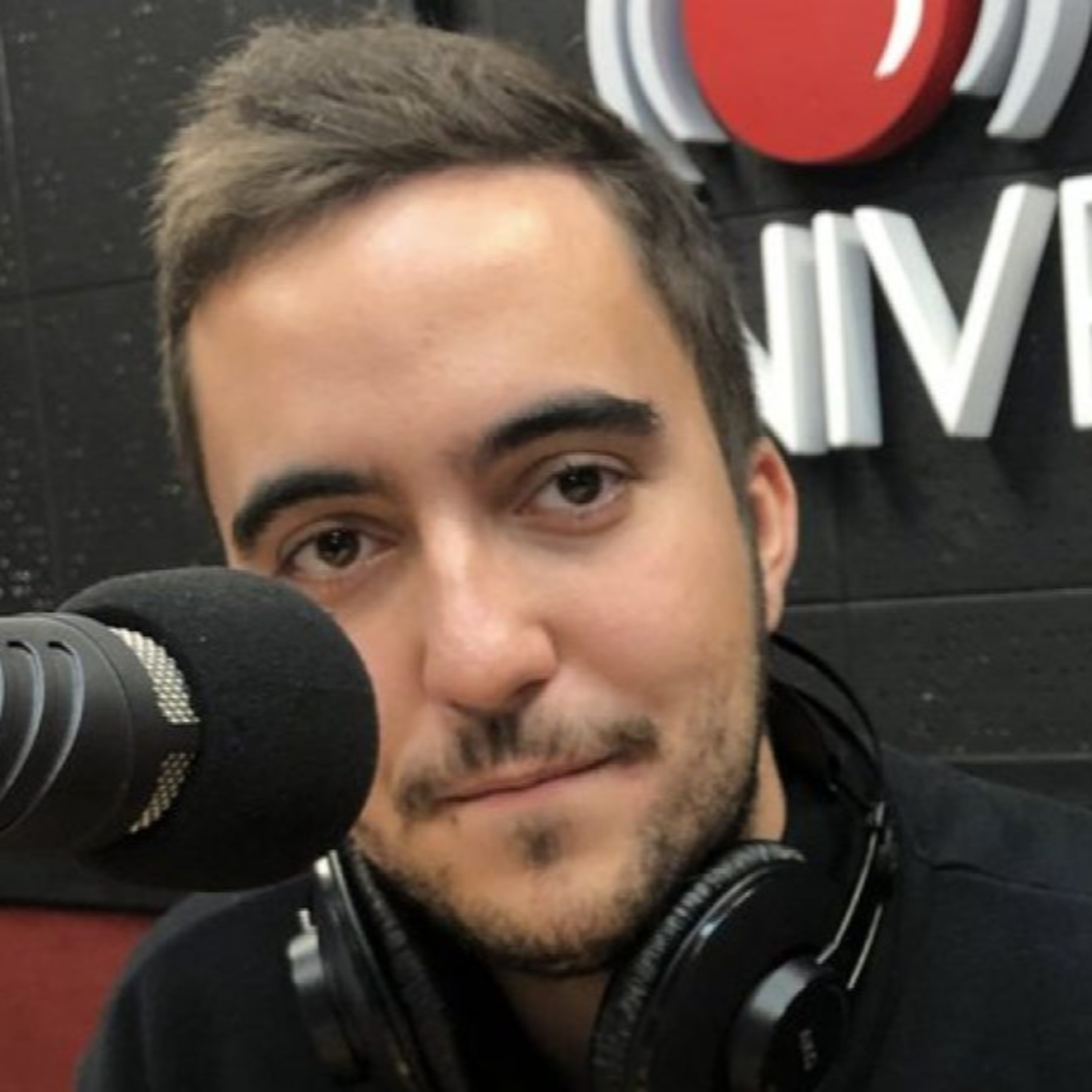 Beret, un fenómeno musical español que llega a Uruguay