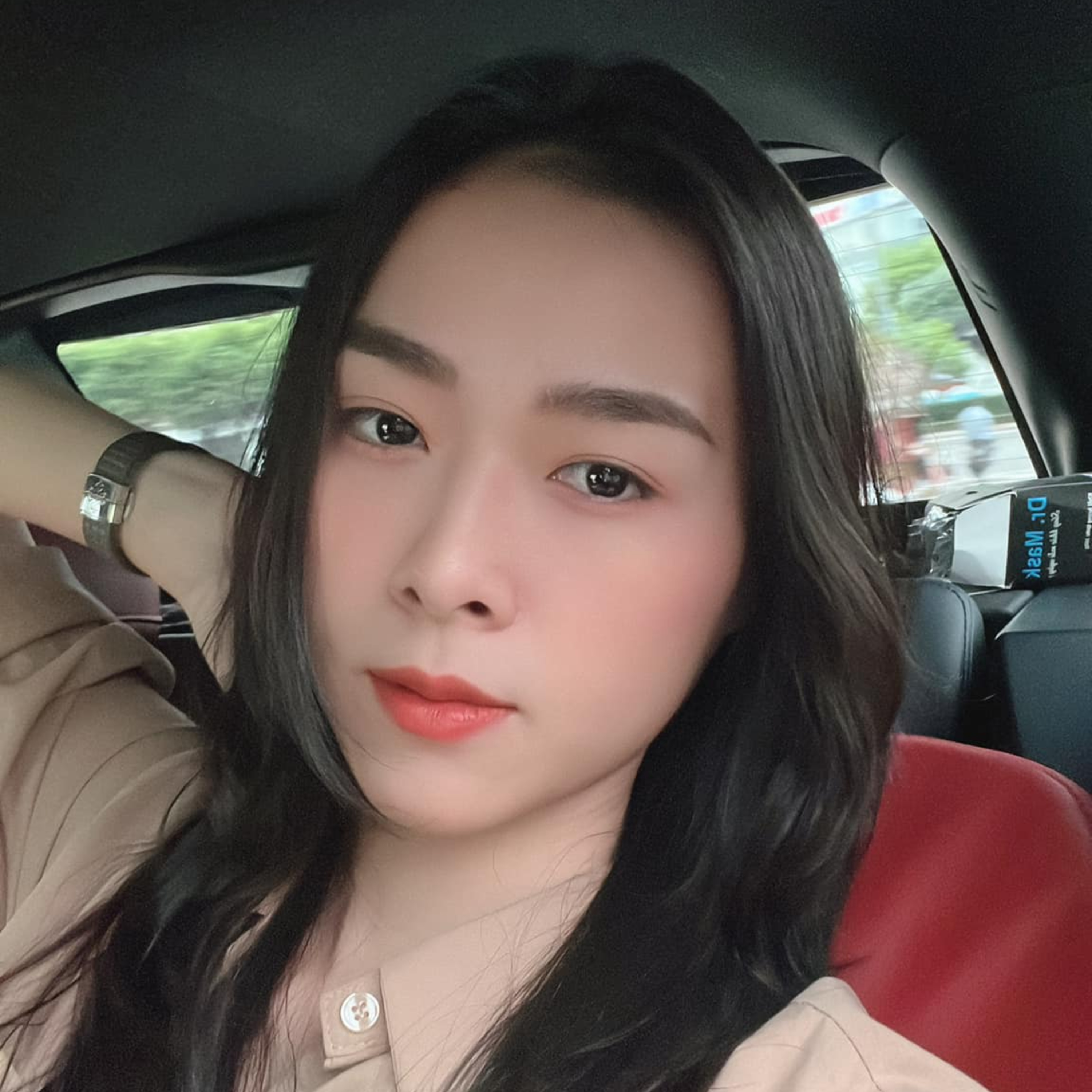 Diệp Bảo Ngọc - Kết hôn năm 19 tuổi, làm mẹ đơn thân sau cuộc hôn nhân đổ vỡ với Thành Đạt episode artwork