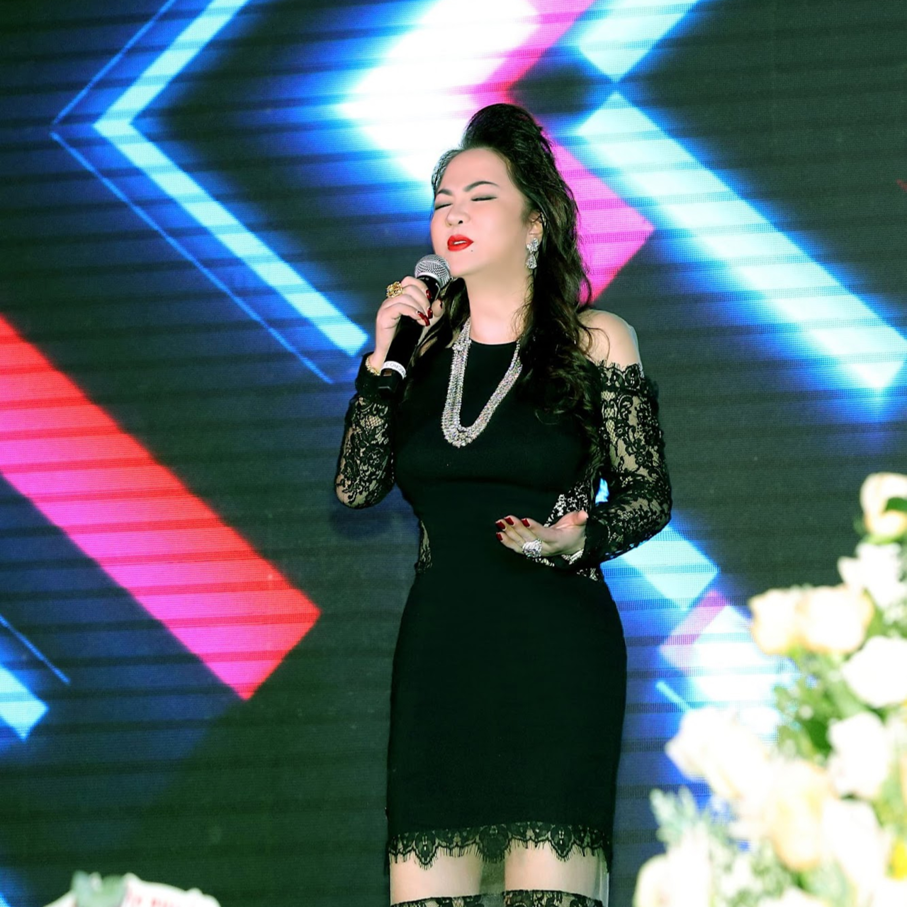 Trấn Thành được khen tới tấp vì tiên tri cực chuẩn chuyện CEO Phương Hằng bị bắt episode artwork