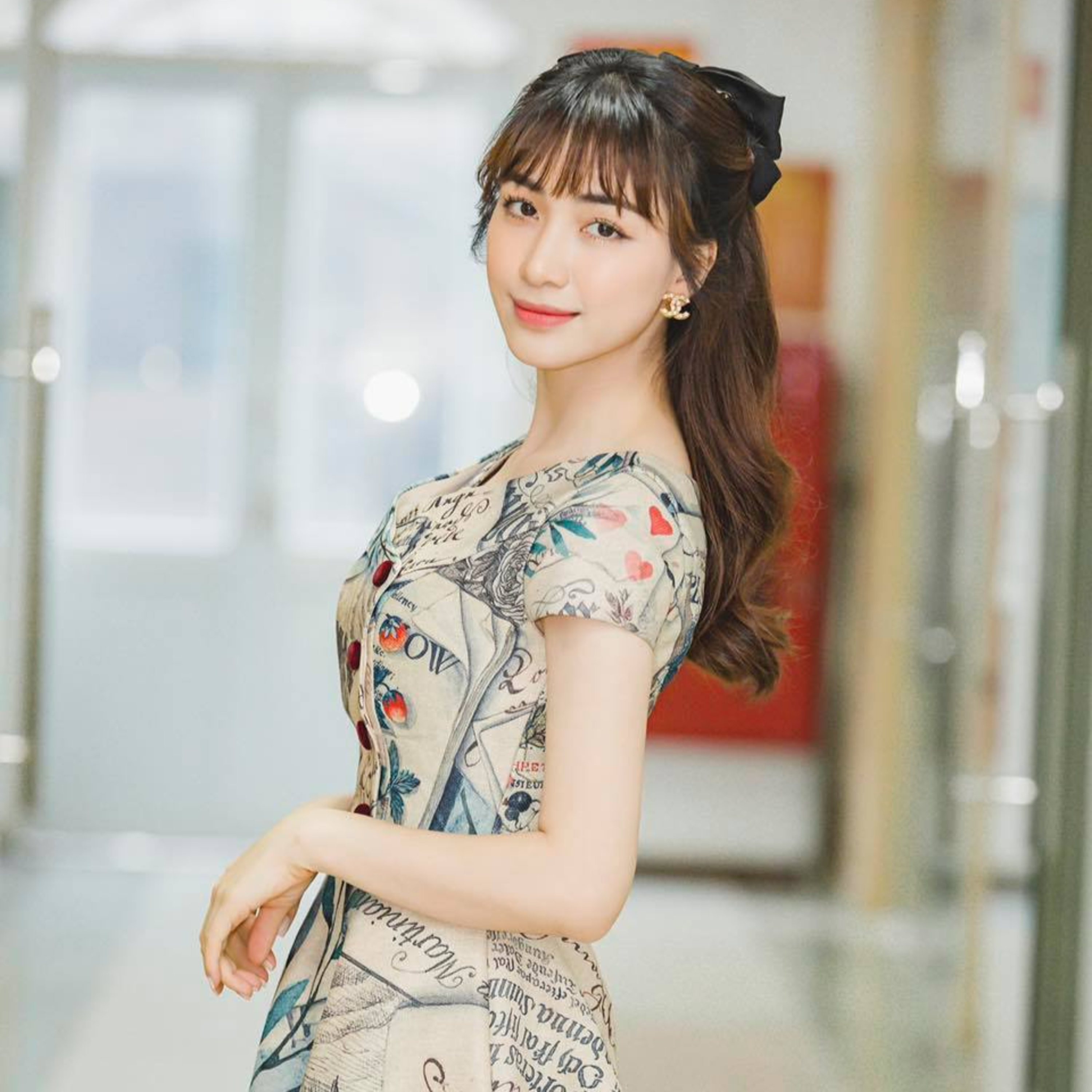 Hòa Minzy và dàn sao Việt khiến dân tình nể phục vì cách hành xử đầy văn hóa sau ly hôn episode artwork
