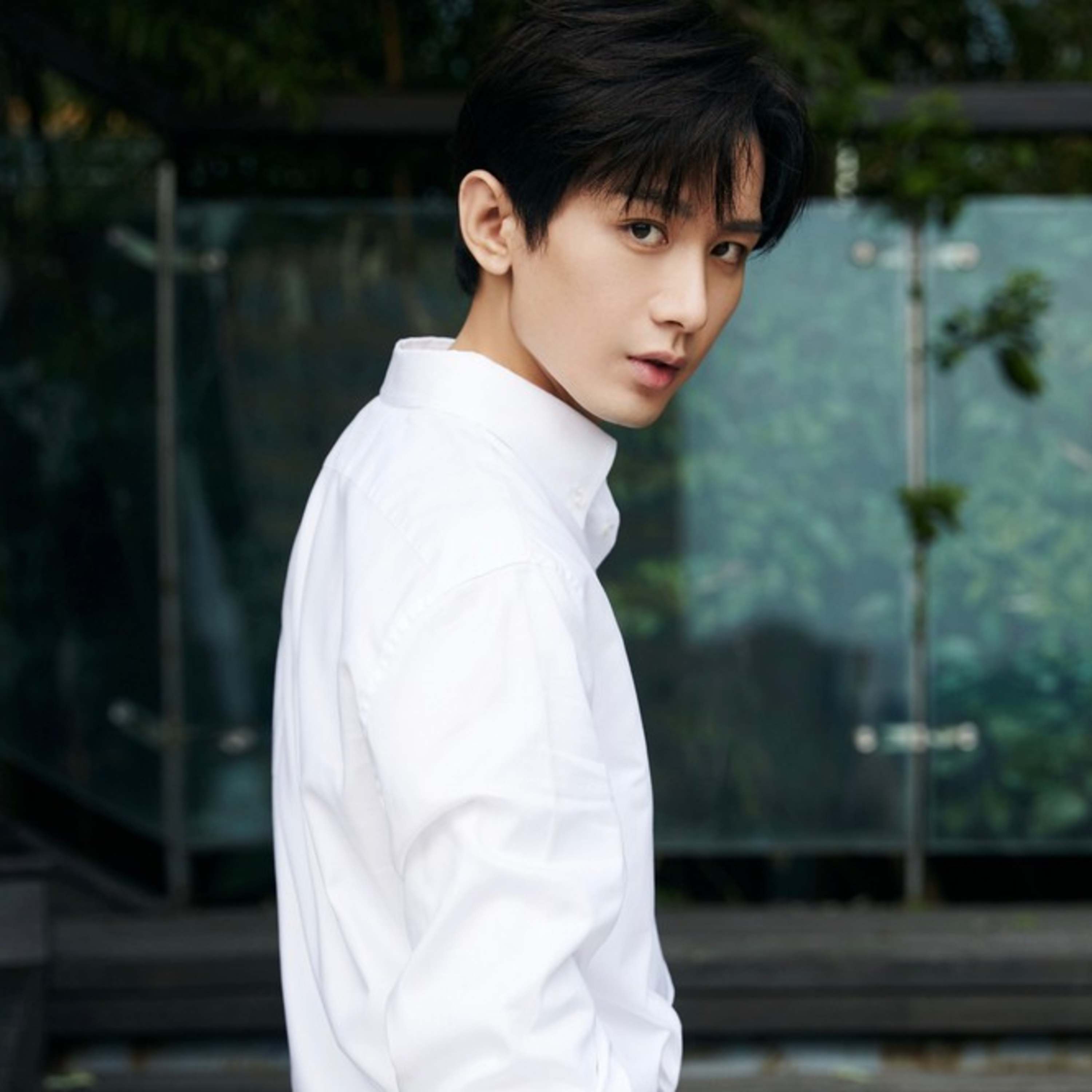 Thành Nghị bất chấp "khoe" chỗ phản cảm trong phim mới khiến netizen ngao ngán episode artwork