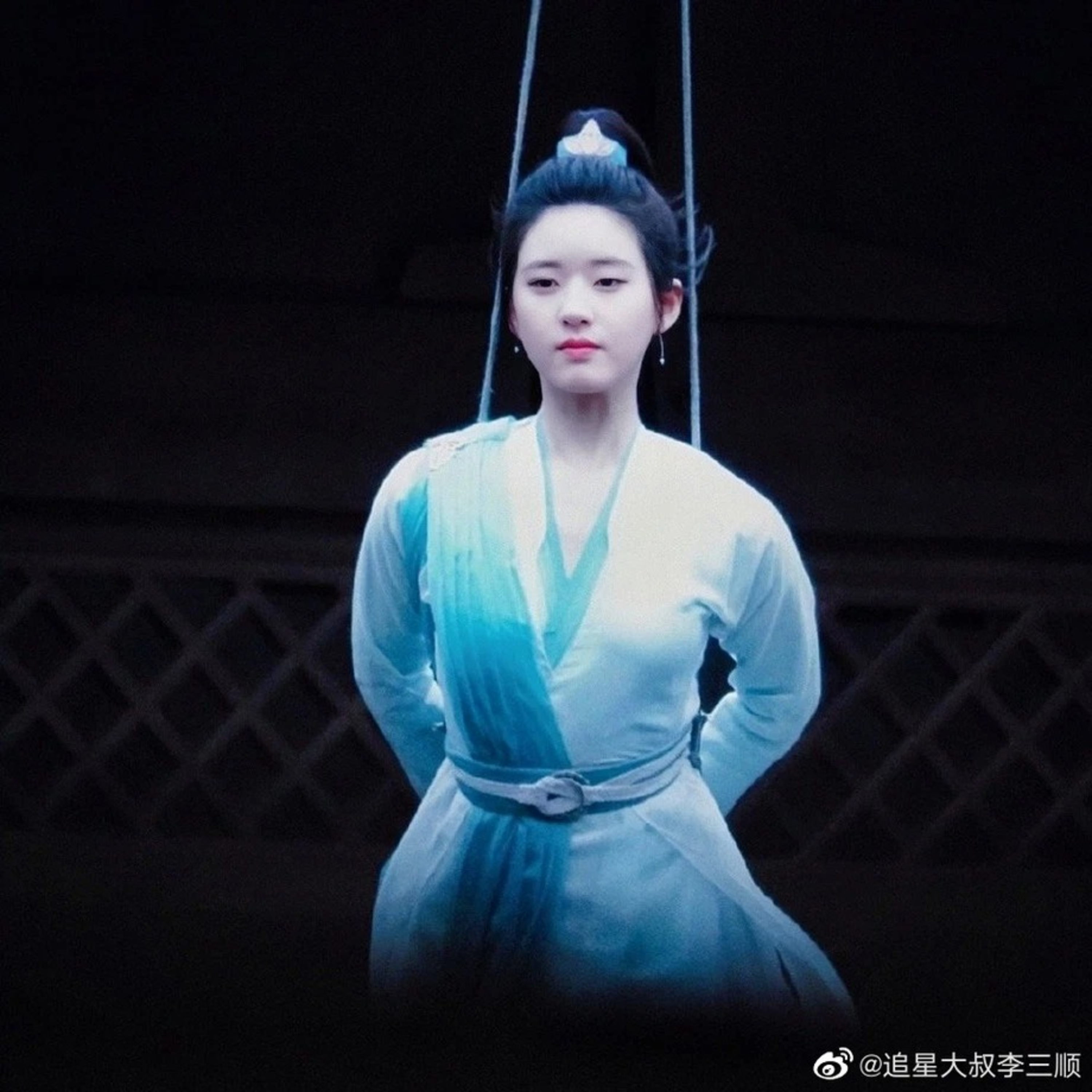 Triệu Lộ Tư bị Tiểu Long Nữ U60 "chặt chém" visual toàn tập trong Thả Thí Thiên Hạ episode artwork