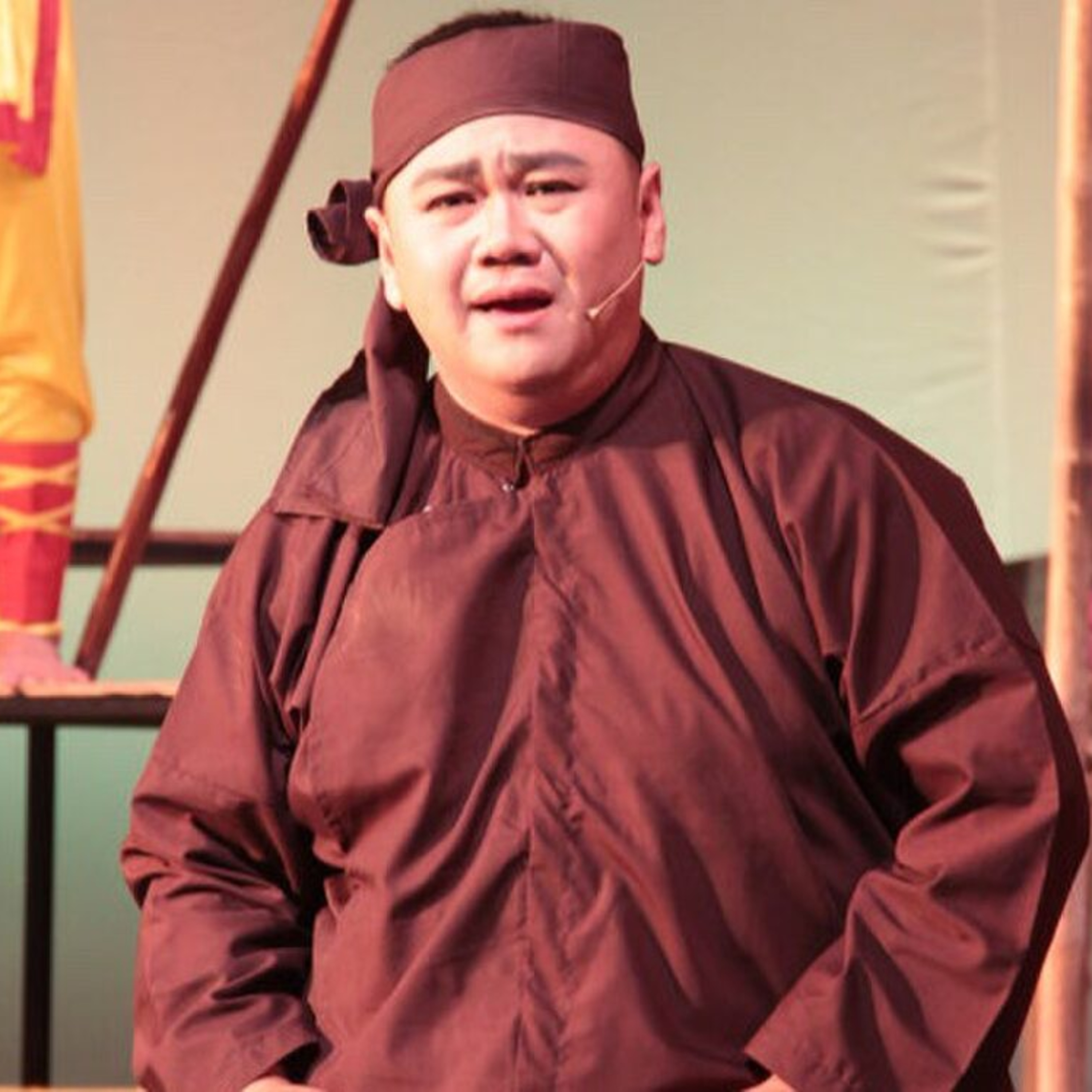 Minh Béo đi hát tại hội chợ, khán giả thái độ ra mặt episode artwork