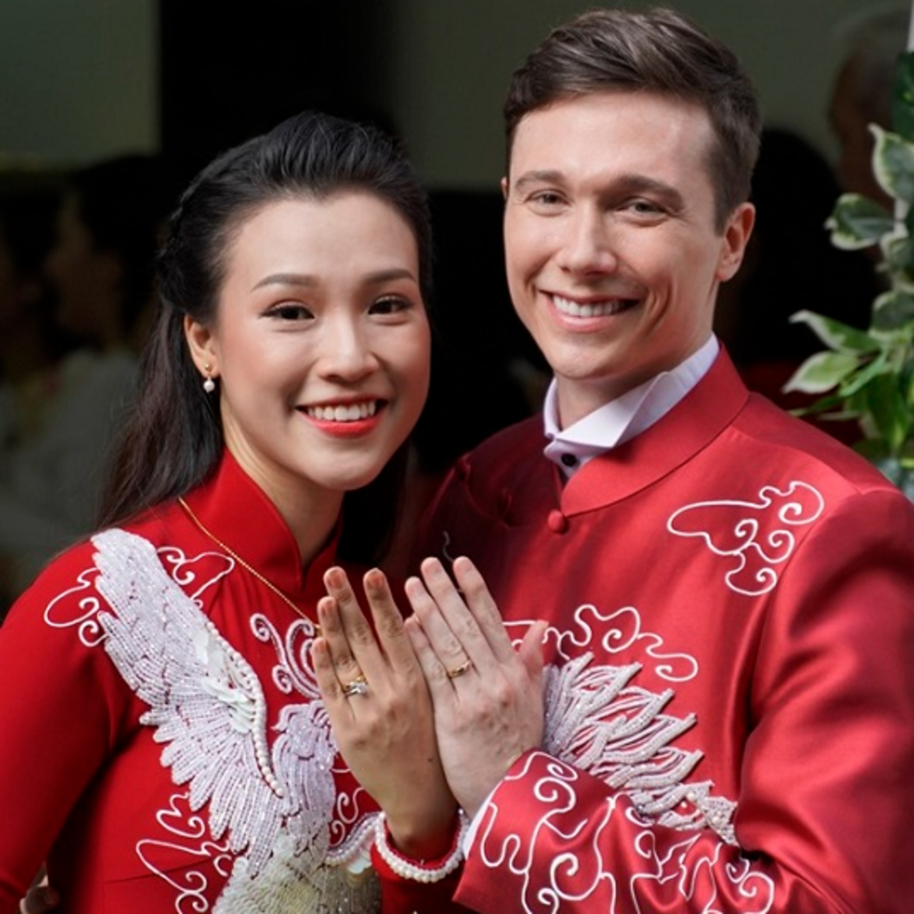 Á hậu Hoàng Oanh ly hôn chồng Tây, netizen tiếc nuối thả nhẹ 1 câu: “Real love” còn không? episode artwork