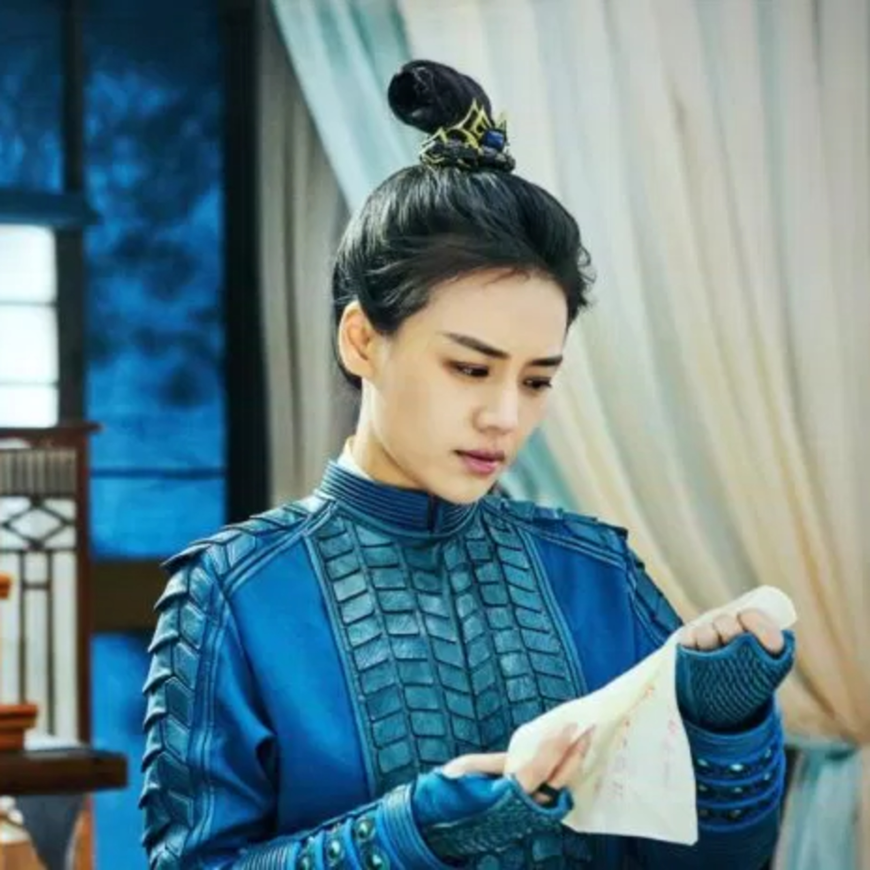 Dương Mịch, Triệu Lệ Dĩnh, Nhiệt Ba hay ai mới là sao nữ ngầu nhất khi diện giáp tướng quân? episode artwork