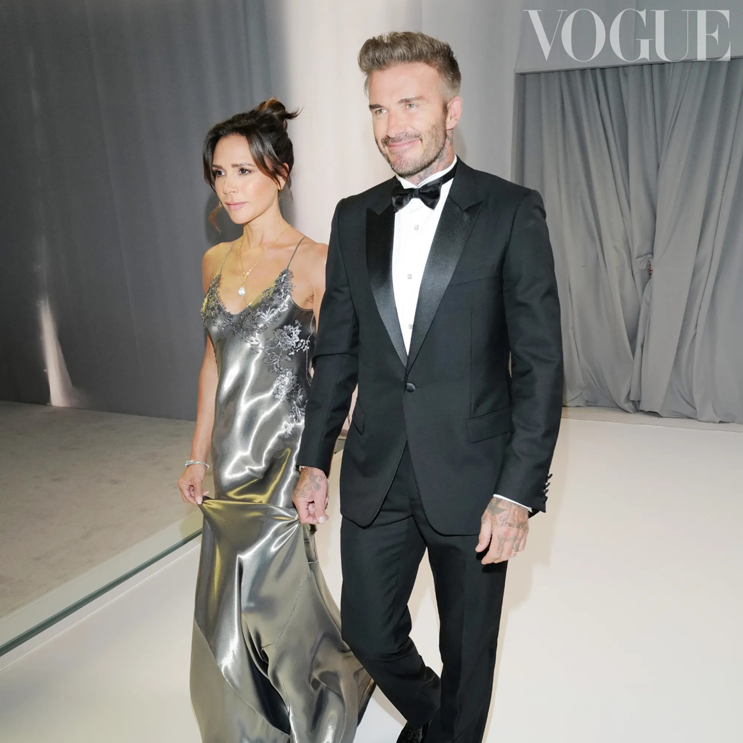 Victoria Beckham lên đồ đơn giản nhưng đeo vòng trị giá bằng 2/3 chi phí đám cưới của con trai episode artwork