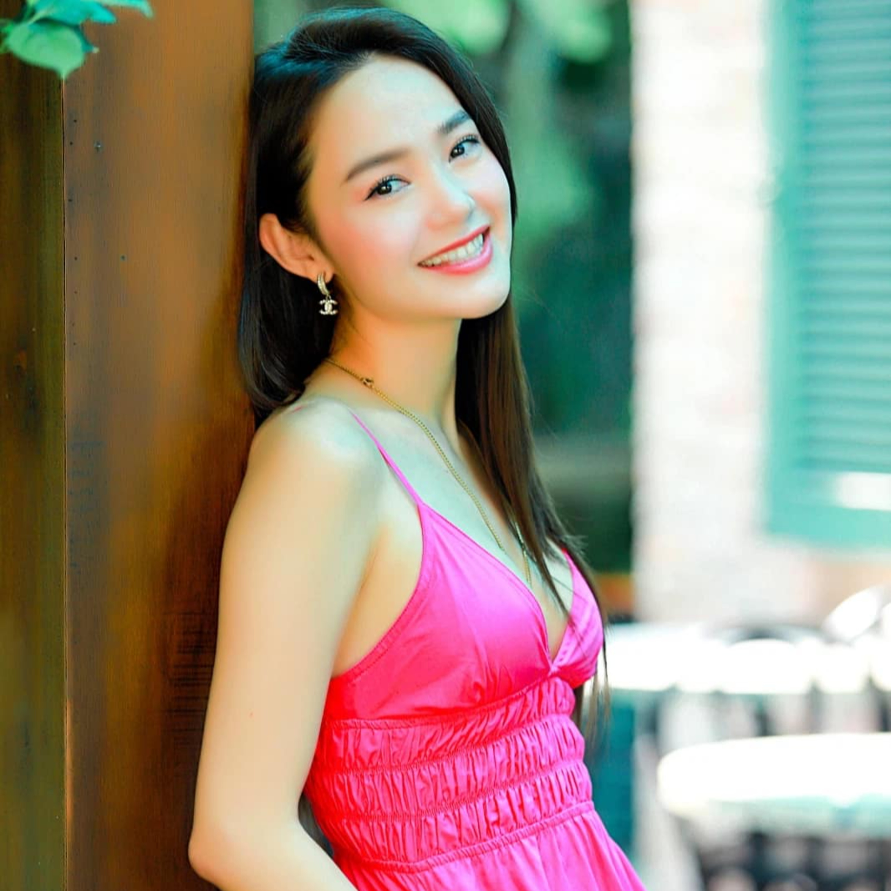 Minh Hằng tâm sự trước thềm hôn lễ: 'Trăm nghìn thứ phải nghĩ' episode artwork