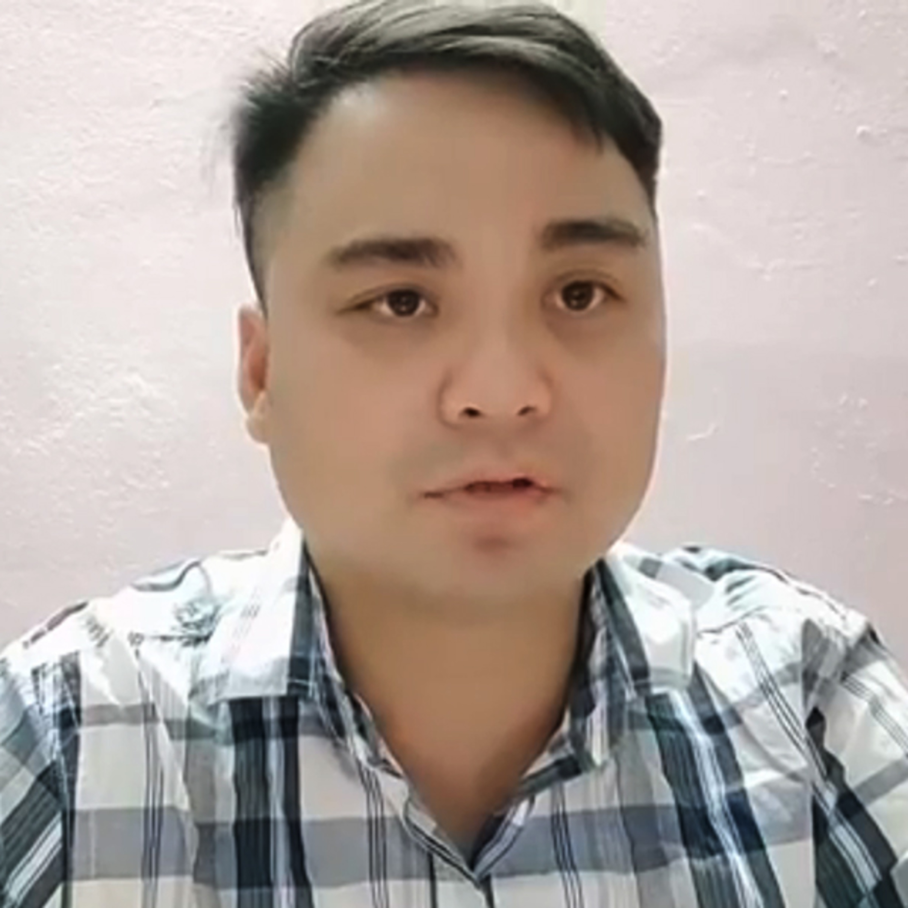 YouTuber Lê Chí Thành xin được giảm án để sớm về với gia đình, lo cho con nhưng không được chấp thuận episode artwork