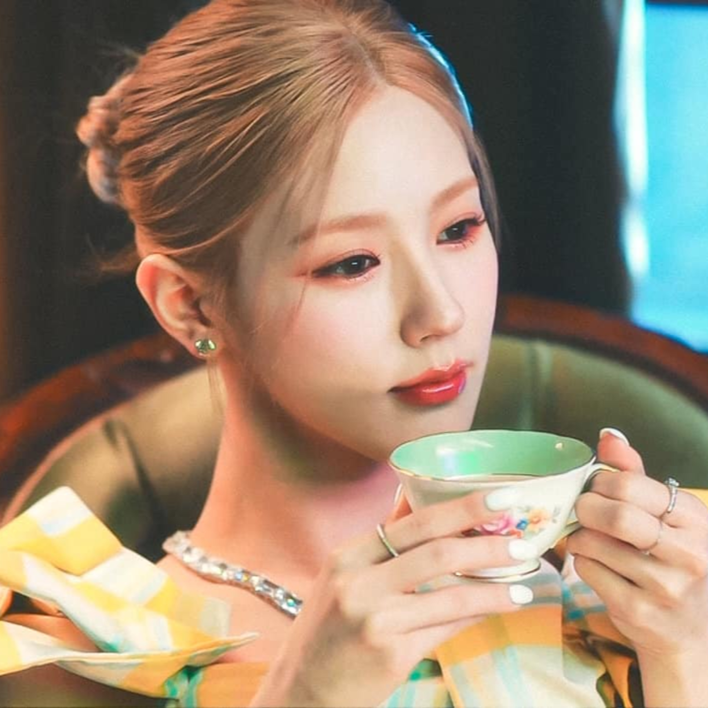 Miyeon (G)I-DLE - "Thành viên hụt BLACKPINK" đẹp nức nở trong teaser solo episode artwork