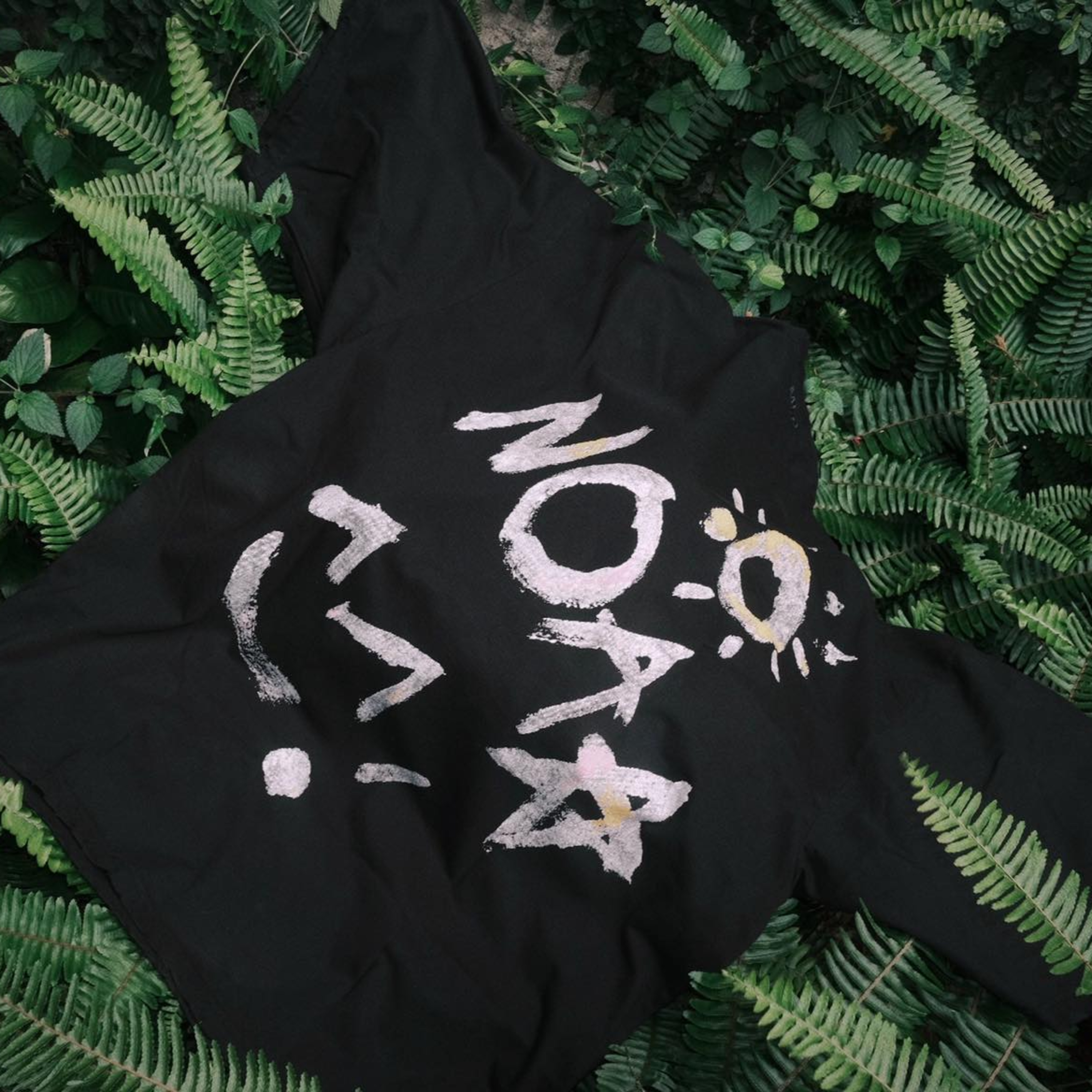 Sơn Tùng M-TP bán hàng online: Người chê đắt, kẻ mua liền tay episode artwork