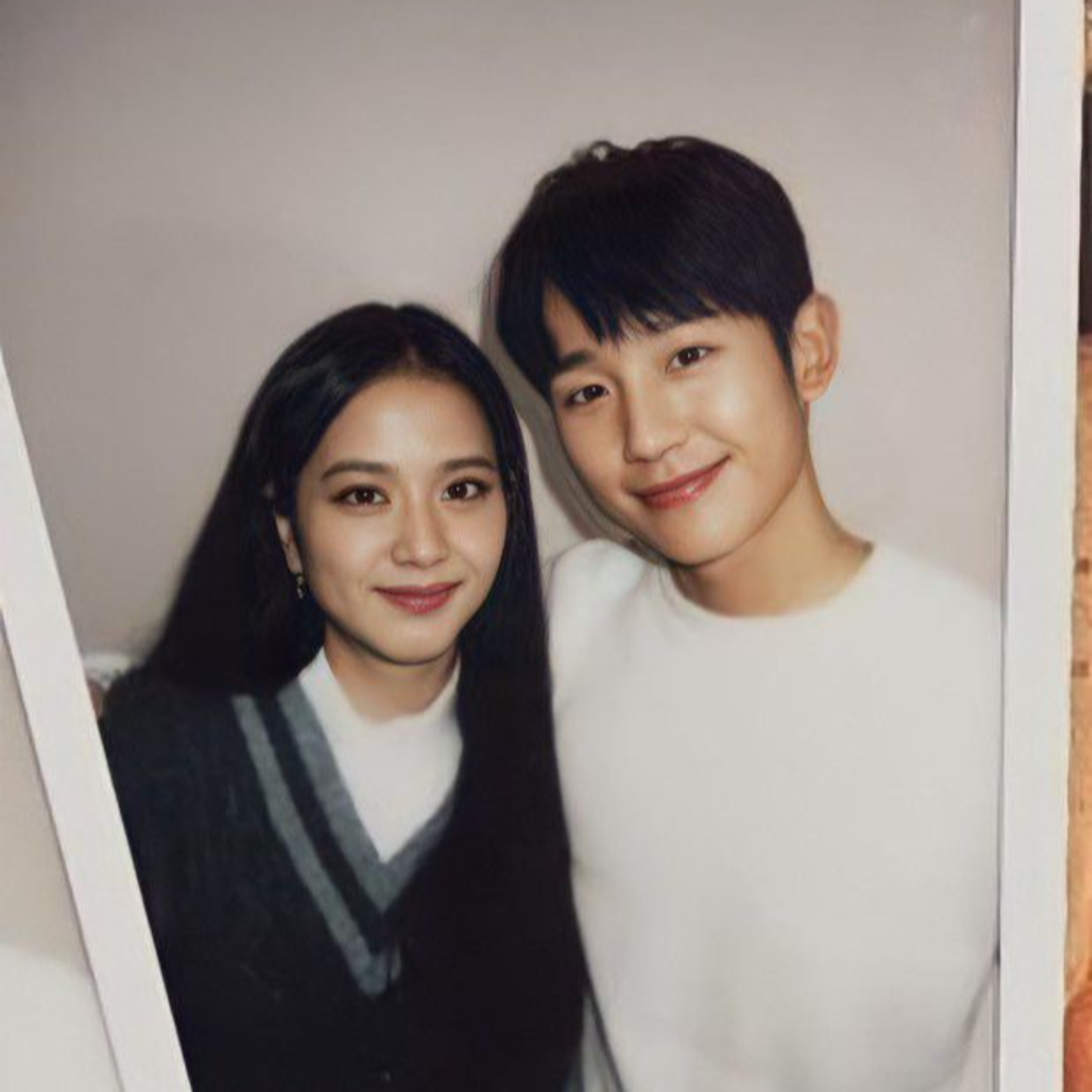 Jisoo (BLACKPINK) và Jung Hae In tiếp tục bị fan soi ra bằng chứng hẹn hò, lần này là quá rõ rồi? episode artwork