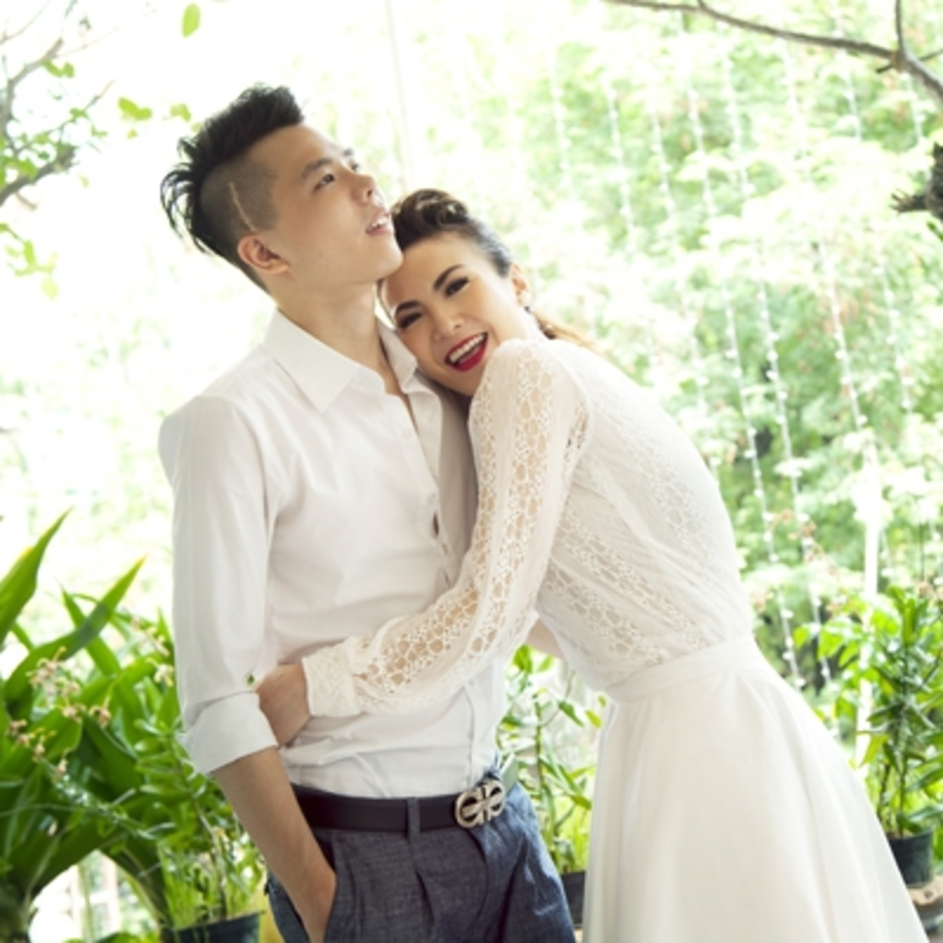 Trịnh Thăng Bình đăng ảnh hẹn hò Yến Nhi hơn 10 năm trước, hé lộ quan hệ thật hậu chia tay episode artwork