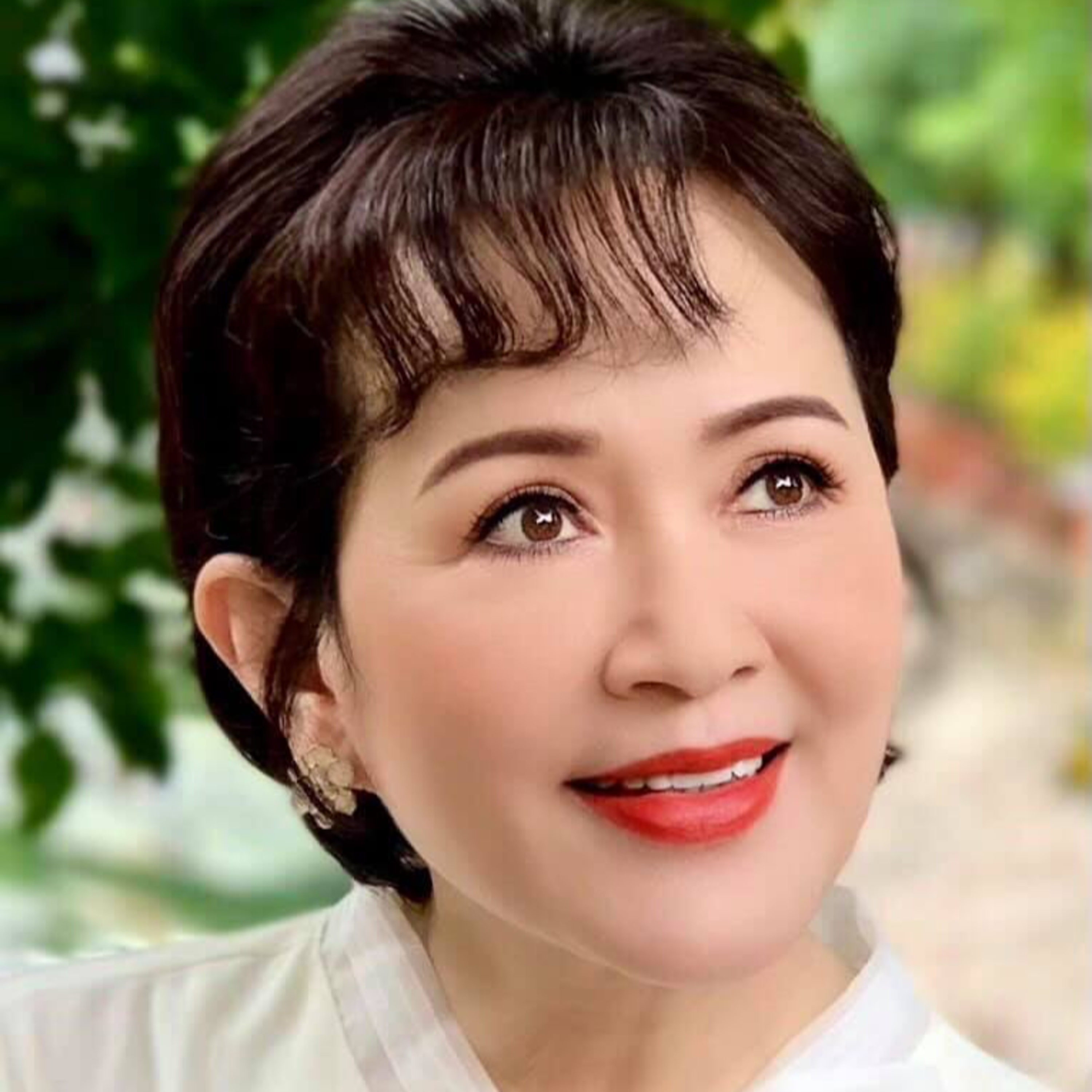 NSND Minh Hòa - Mỹ nhân nổi tiếng Hà thành và cuộc hôn nhân giấu kín bên chồng giảng viên episode artwork