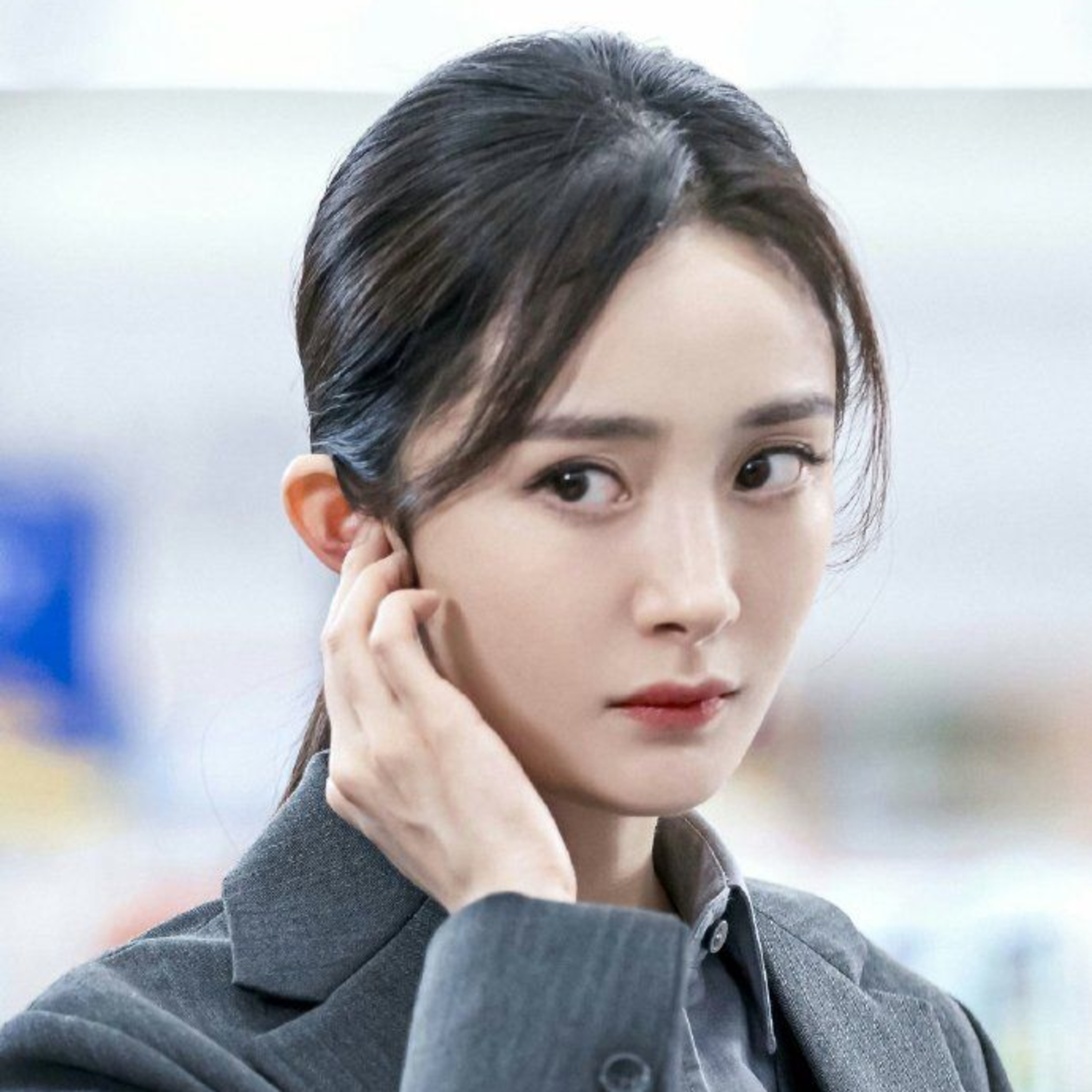 Dương Mịch khó tìm được diễn viên nam đóng cặp là vì đâu?  episode artwork