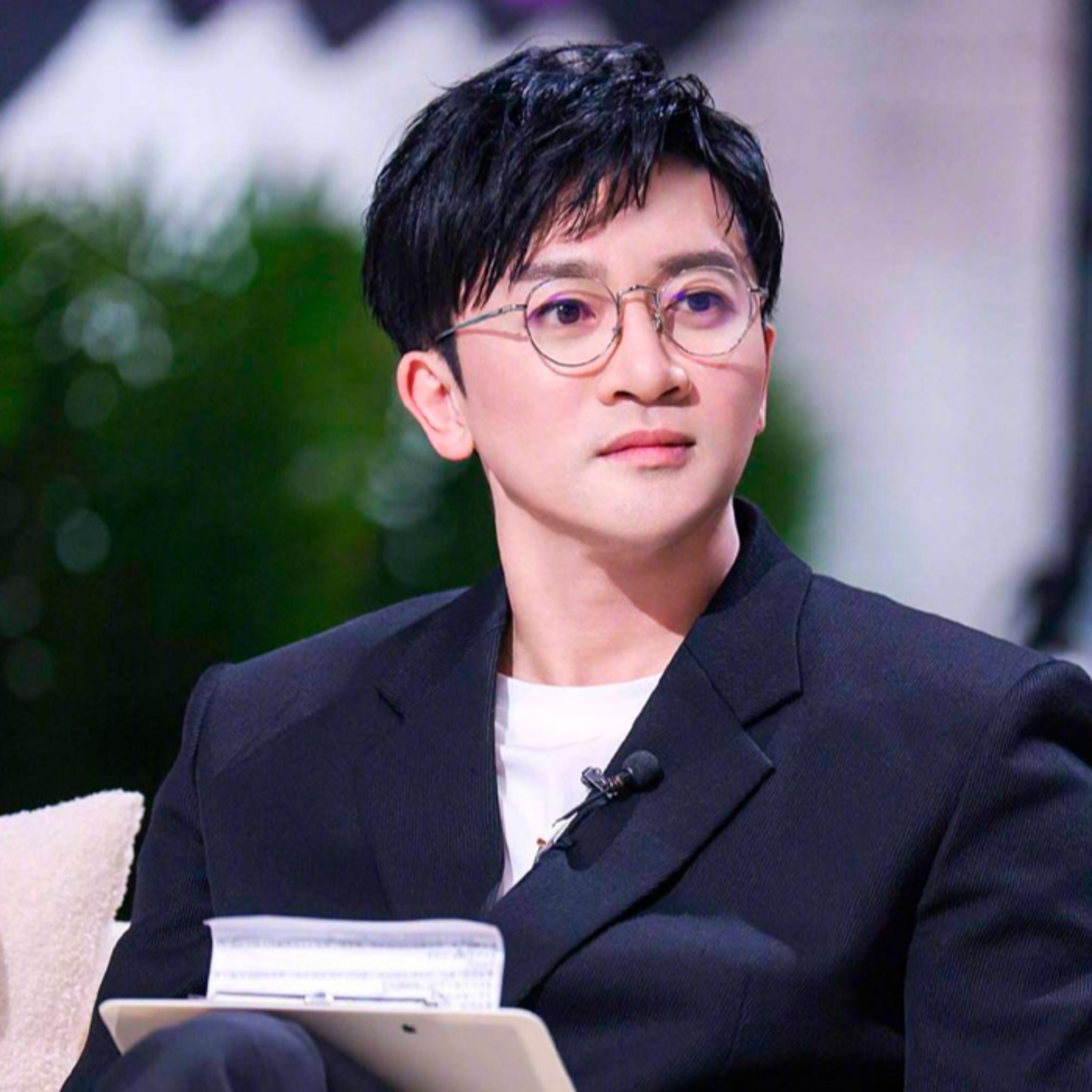 Tô Hữu Bằng gây choáng vì màn tăng cân vùn vụt ở tuổi 49, đáp trả cực khéo khi bị netizen chê béo episode artwork