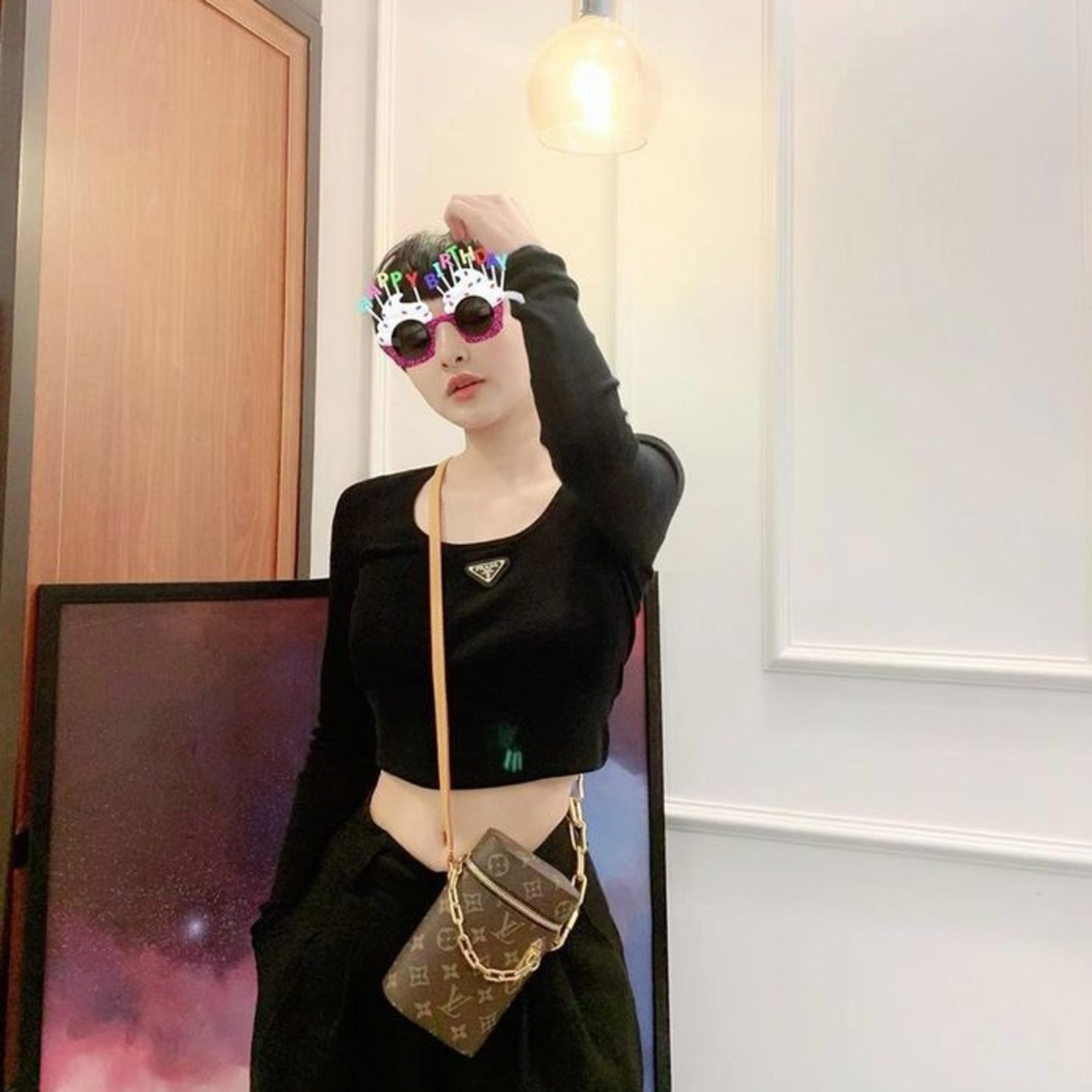 Hiền Hồ đáp trả khi được khuyên 'mở lớp tư vấn tình yêu': Có vài người yêu luôn episode artwork