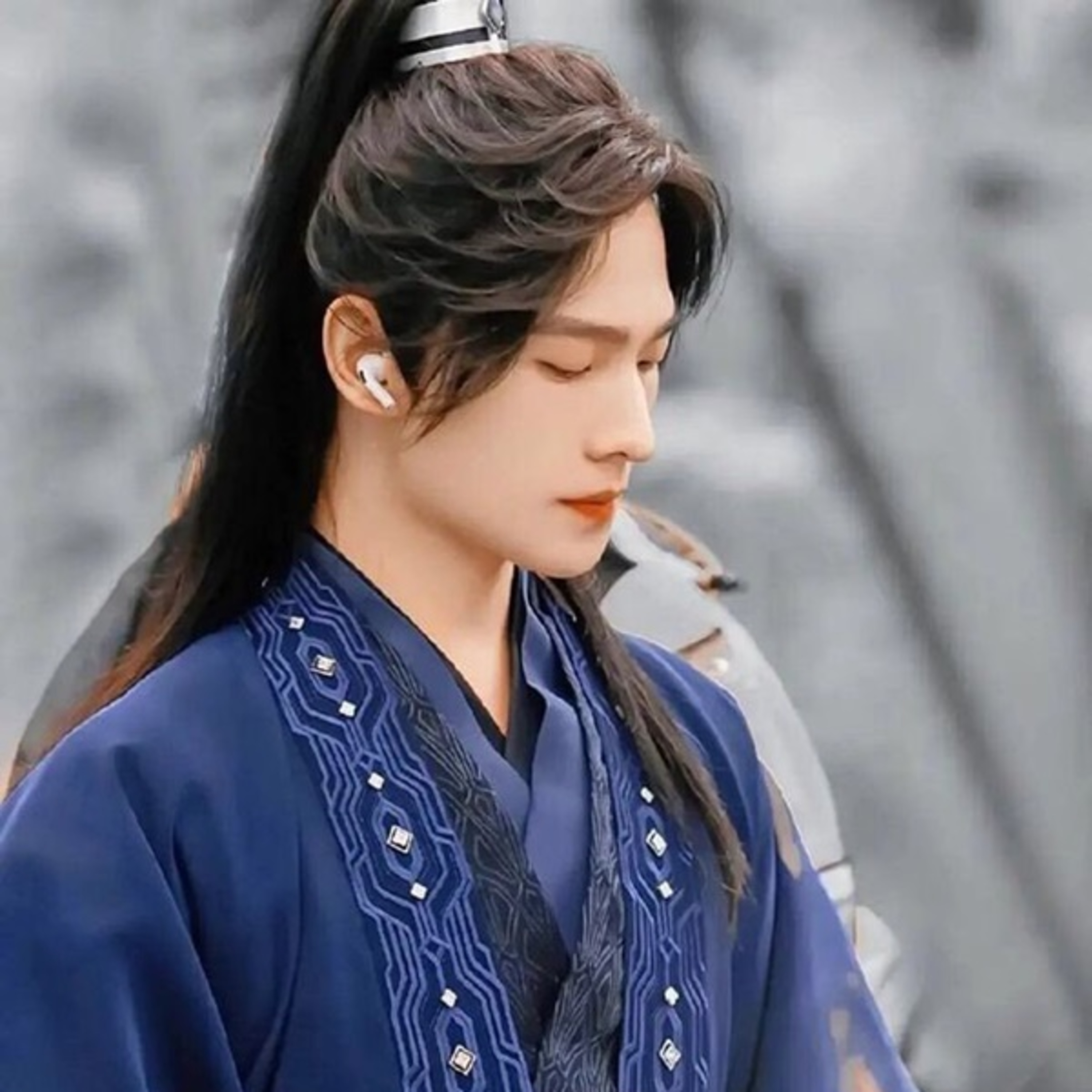 Dương Dương ngầu lòi ở trên 'Thả thí thiên Hạ' nhưng ở hậu trường thì thế này đây! episode artwork