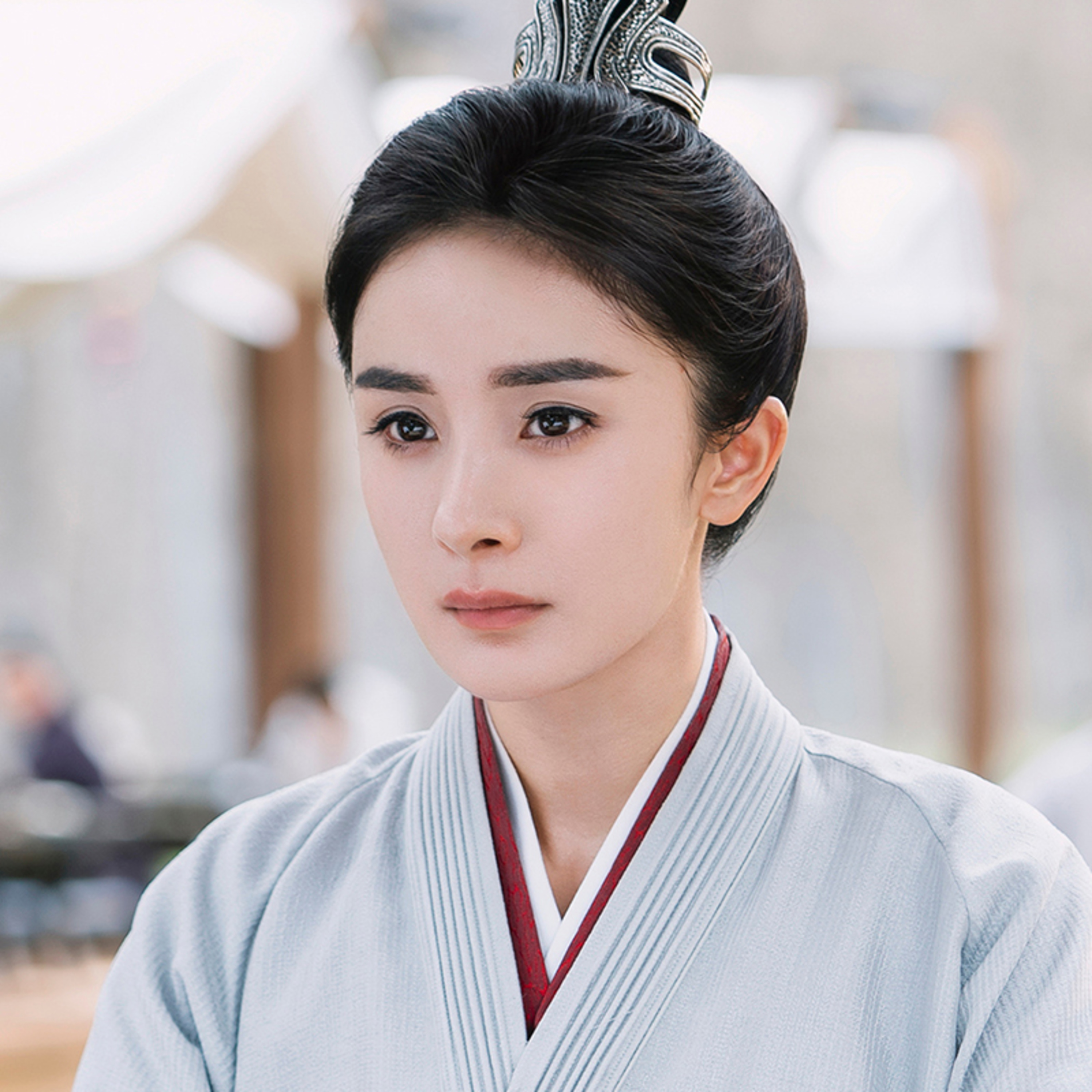 Dương Mịch bị gia đình Lưu Khải Uy cấm đến thăm con gái? episode artwork