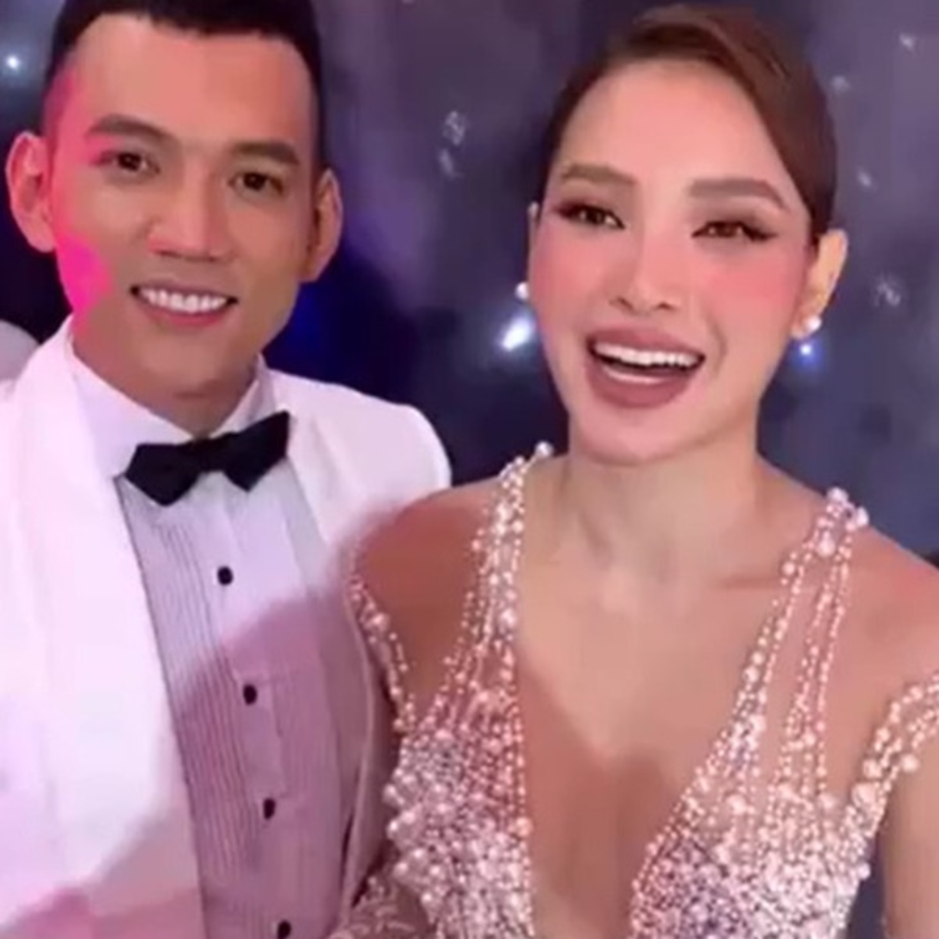 Phương Trinh Jolie vướng ồn ào hậu hôn lễ: Váy cưới nhìn như đồ tắm episode artwork