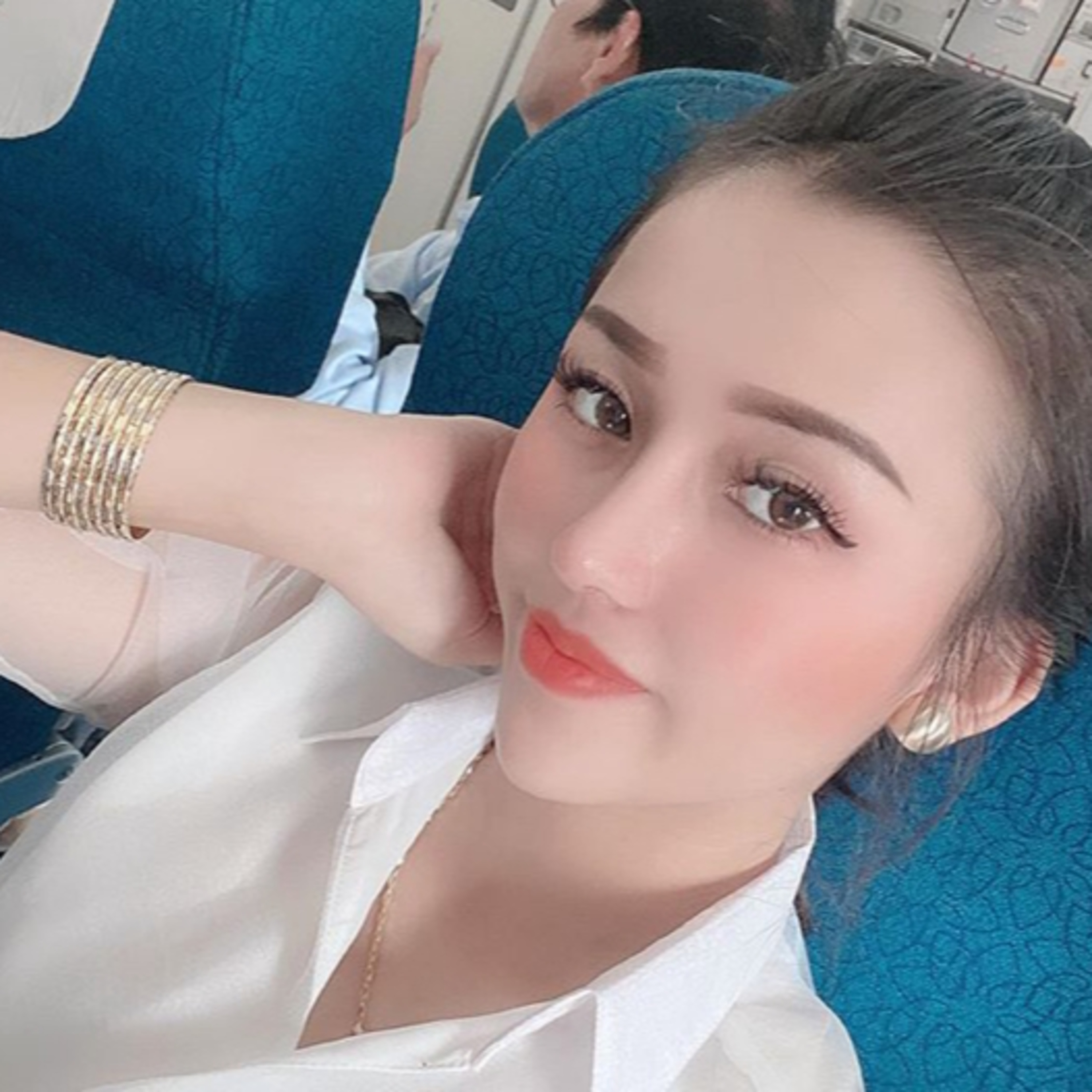 Nabi Phương và dàn hot girl vướng vòng lao lý vì buôn chất cấm: Sống sang chảnh, hay nói đạo lý episode artwork