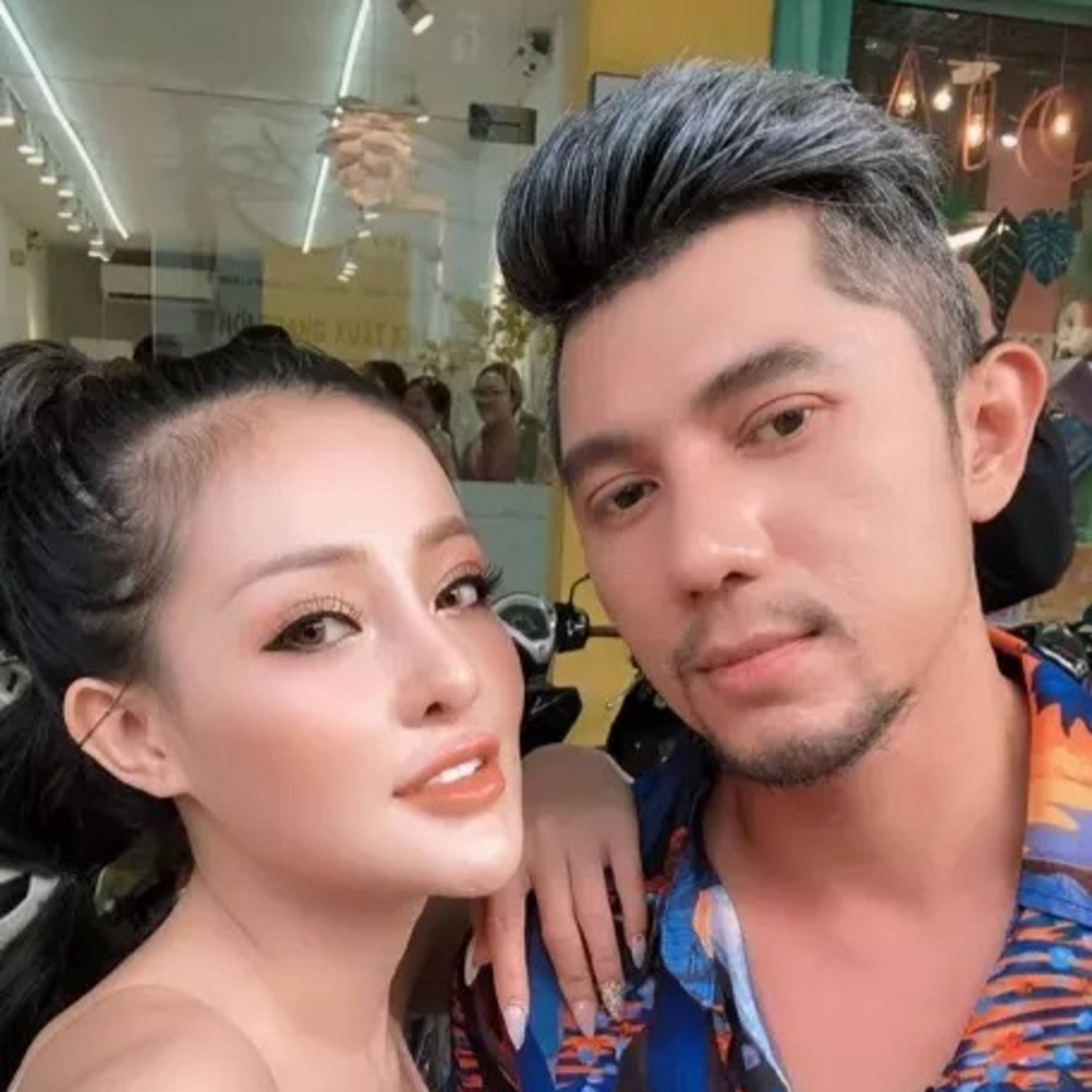 Ngân 98 bất ngờ đăng đàn cầu cứu, chuyện gì đây? episode artwork