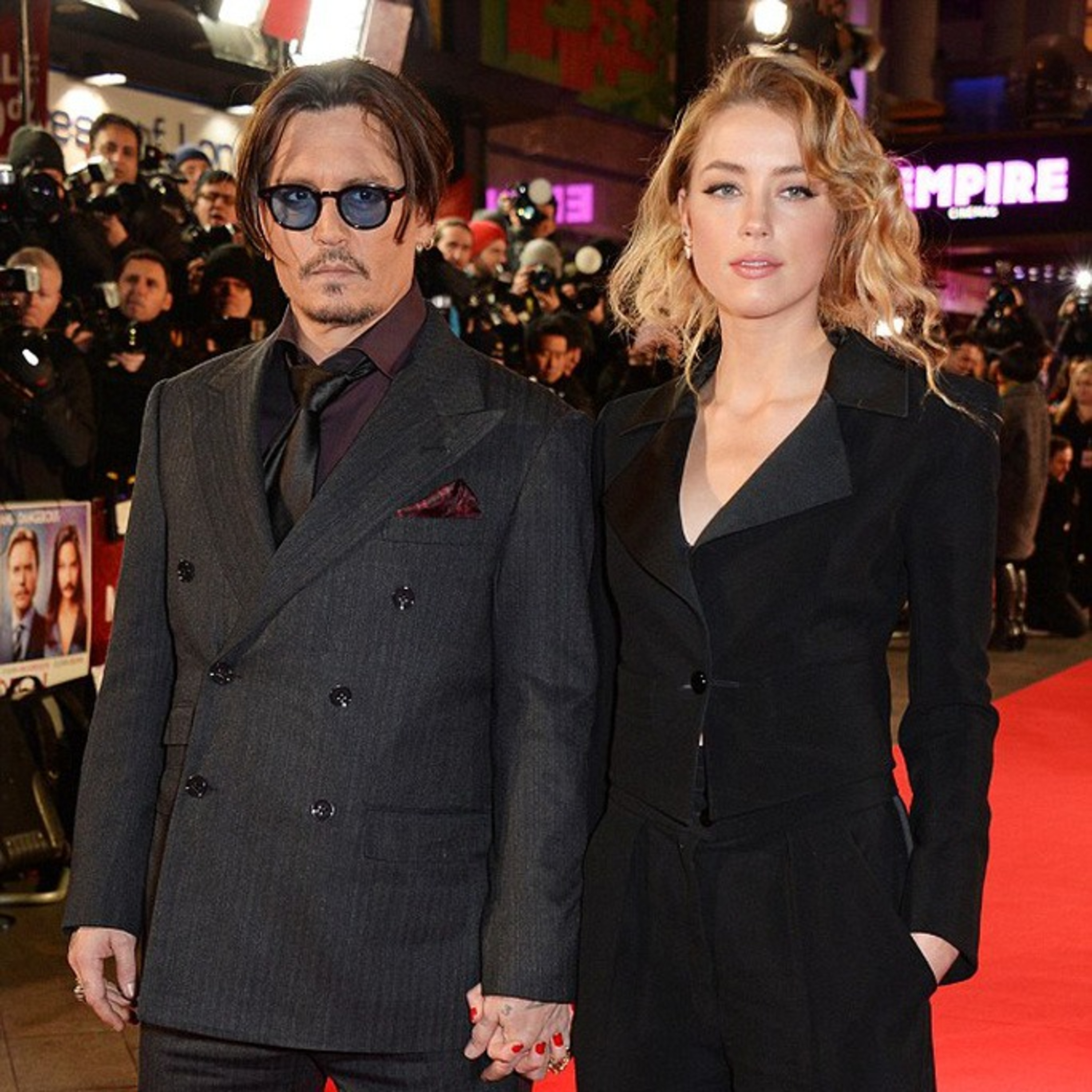 Johnny Depp chê cười Amber Heard 'diễn dở', thái độ của nam tài tử tại tòa gây choáng episode artwork