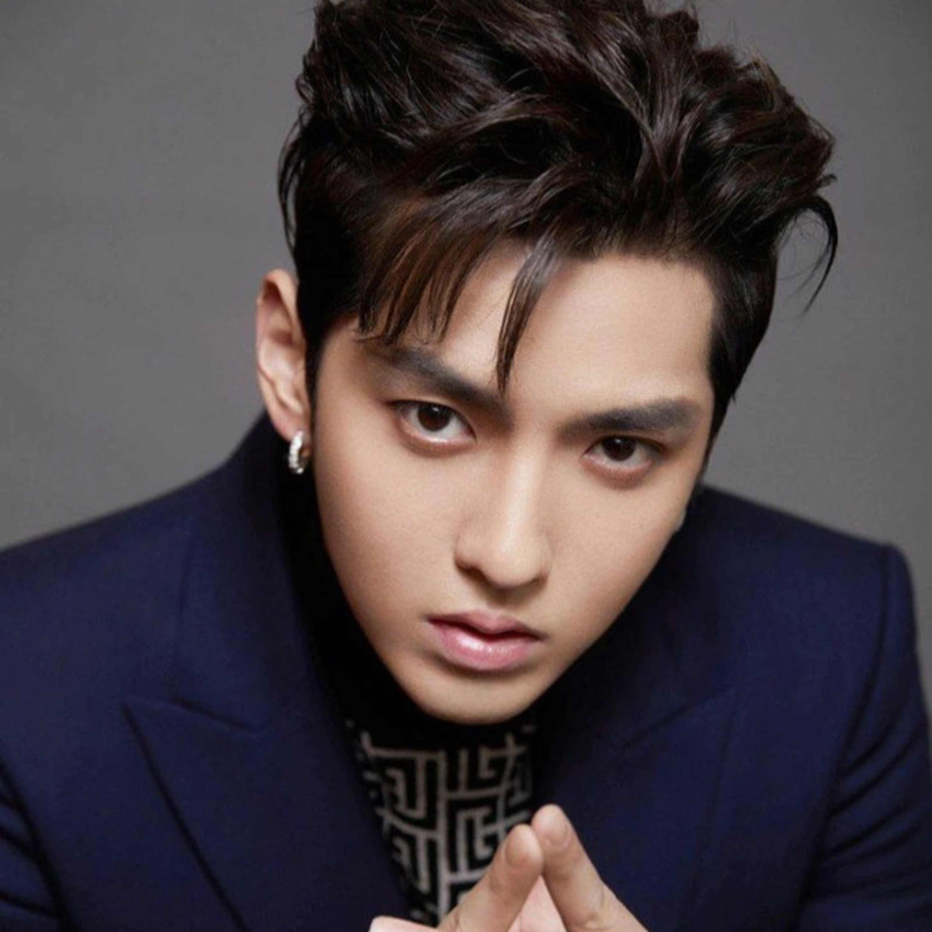 Ngô Diệc Phàm đang "xộ khám" vẫn vướng liên hoàn phốt do tranh chấp hợp đồng  episode artwork