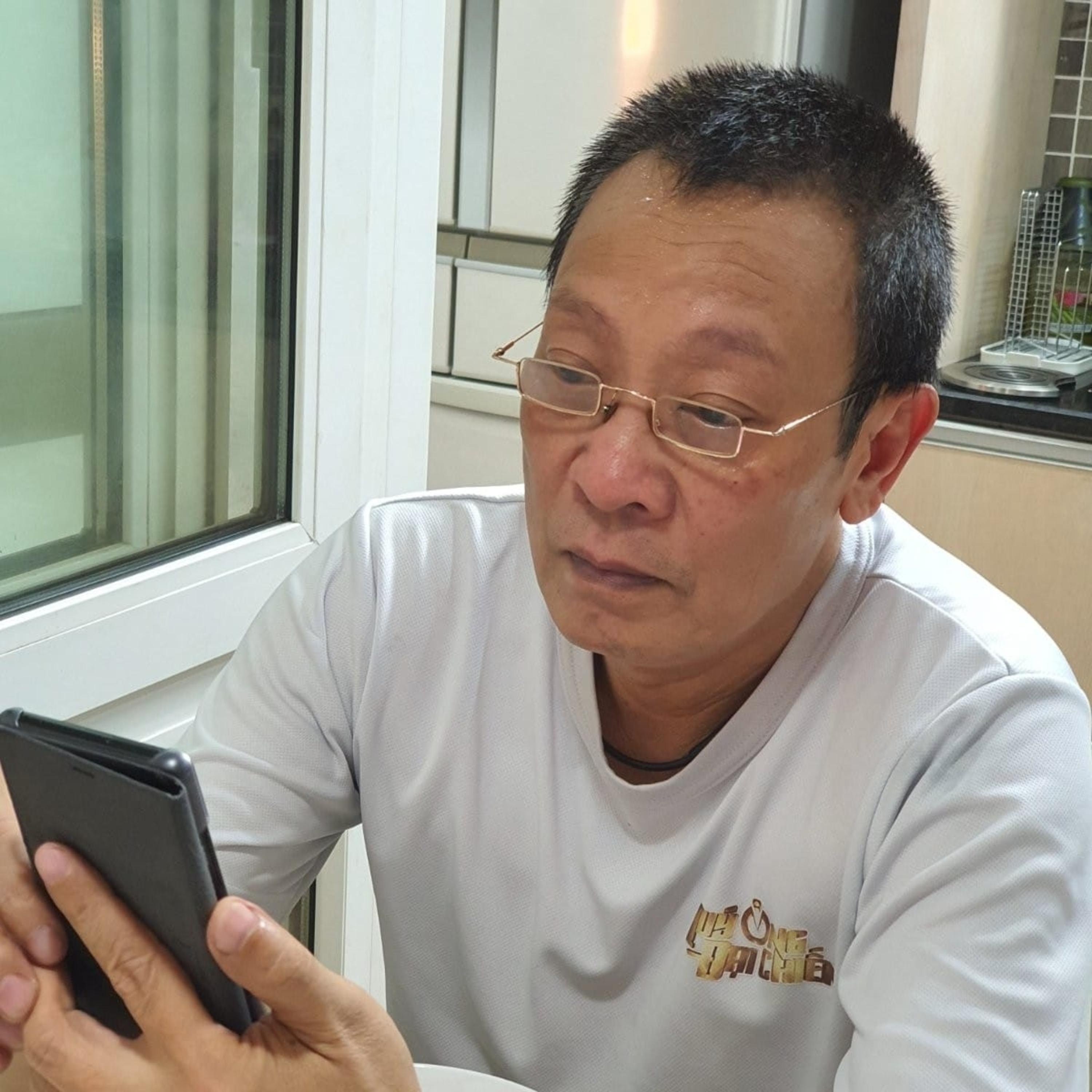 MC - Nhà báo Lại Văn Sâm: Du học Nga về nước vẫn thất nghiệp, đi bán hàng ở chợ, U70 vẫn hot rần rần  episode artwork