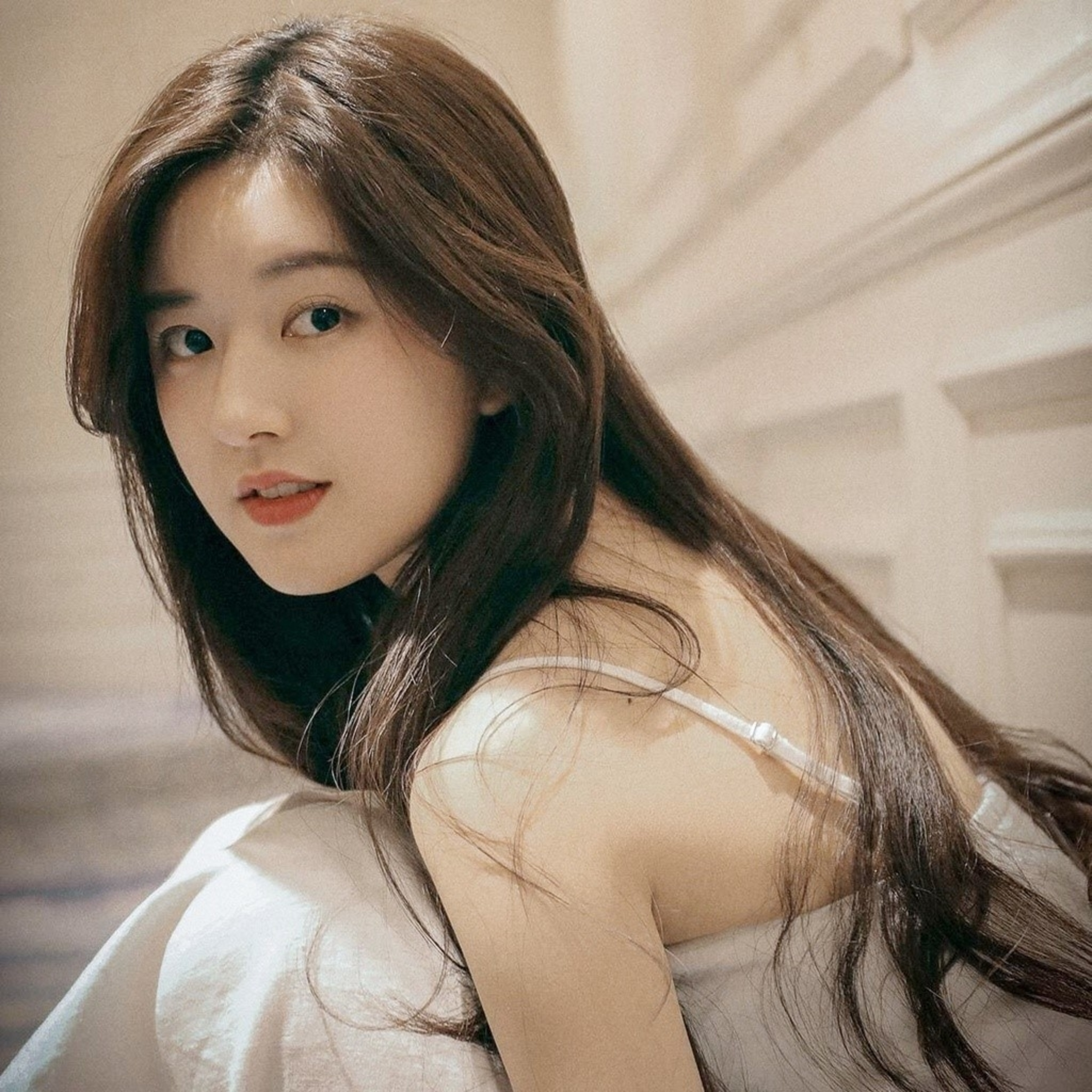 Triệu Lộ Tư yêu đương với Tiêu Chiến trong phim mới nhưng nội dung lại bị netizen “la ó” episode artwork