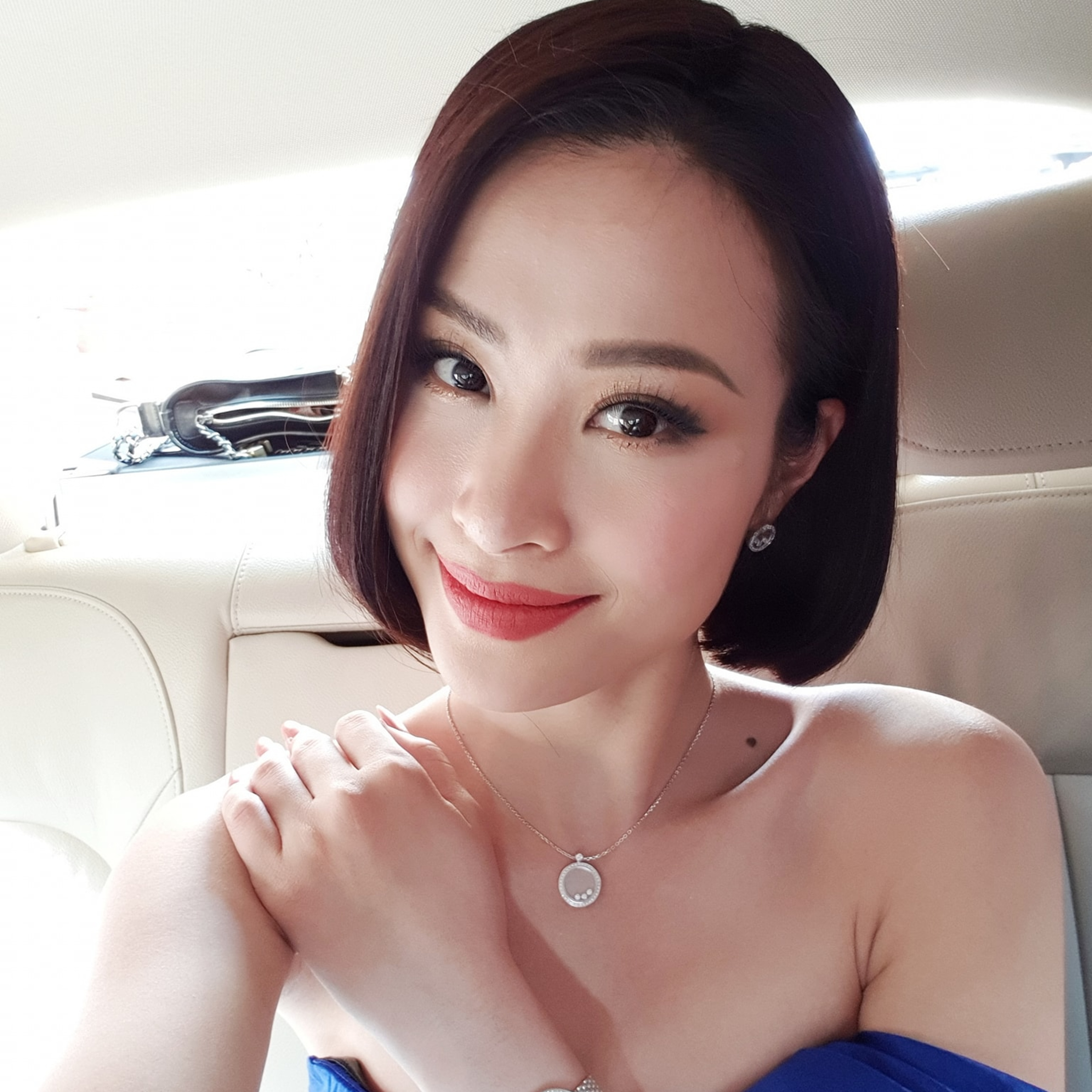 Đông Nhi “quay xe” lên tiếng xin lỗi sau khi bốt chát, netizen cà khịa “tẩy không nổi đâu chị” episode artwork