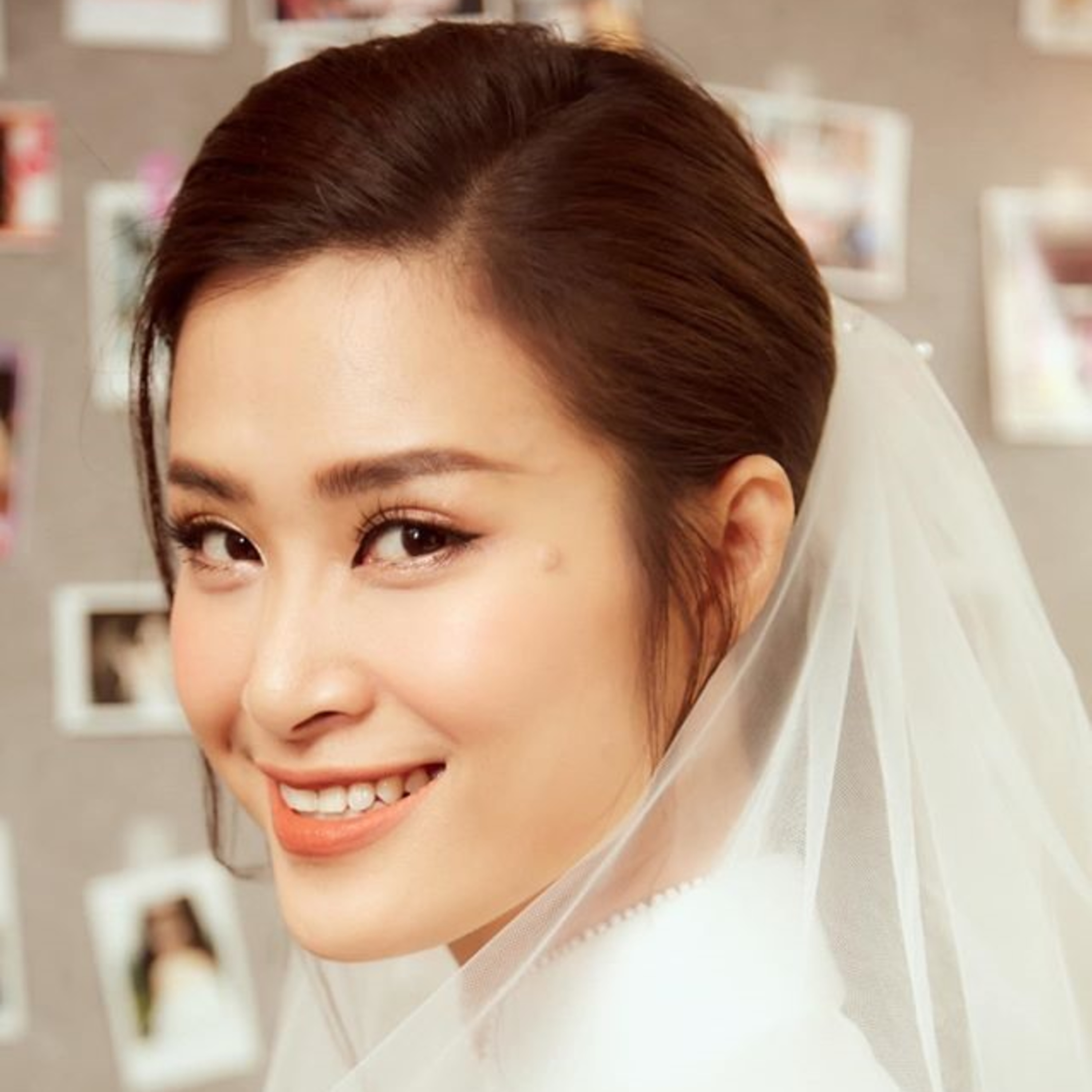 Trợ lý 'sóng gió' Đông Nhi chính thức lên tiếng, tiết lộ nữ ca sĩ chịu áp lực từ gia đình episode artwork