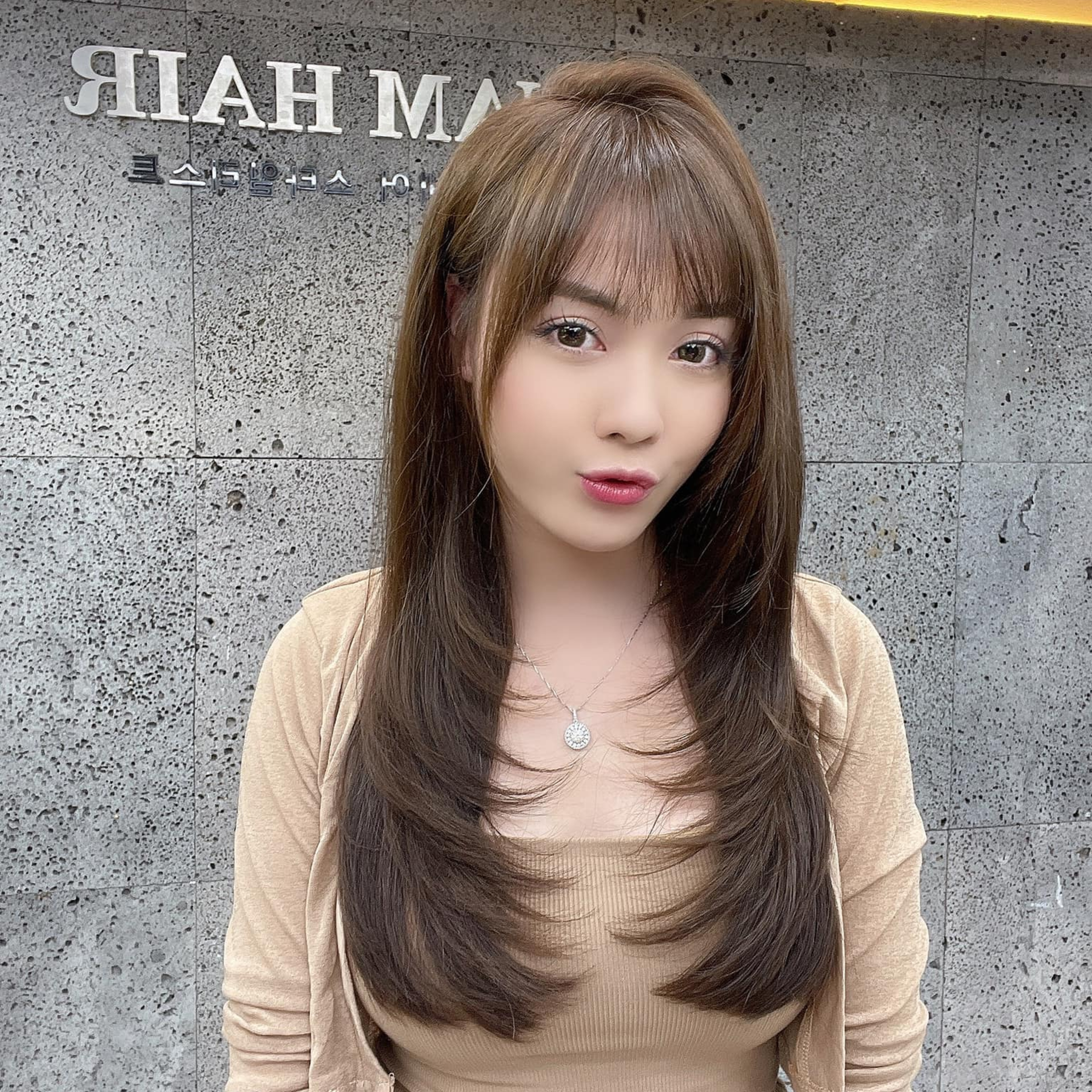 Âu Hà My xuất hiện với gương mặt lạ lẫm như ‘đập đi xây lại’ episode artwork