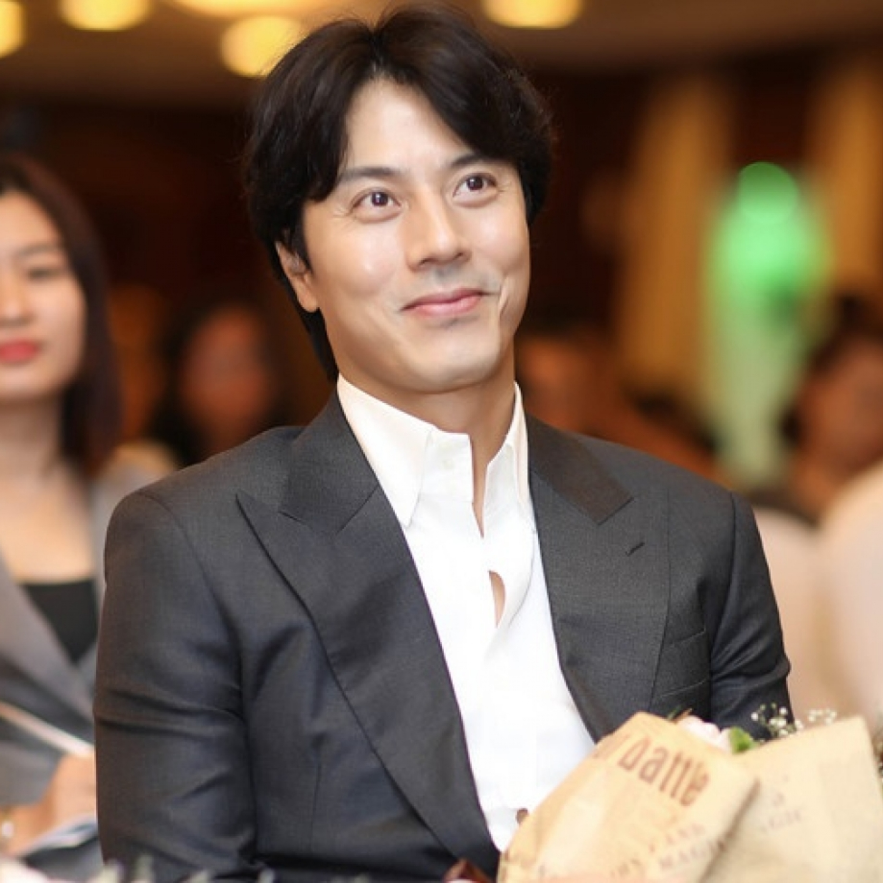 Han Jae Suk, Kang Tae Oh và dàn nam thần Hàn sang Việt Nam đóng phim: Người thăng hạng, kẻ thất bại episode artwork