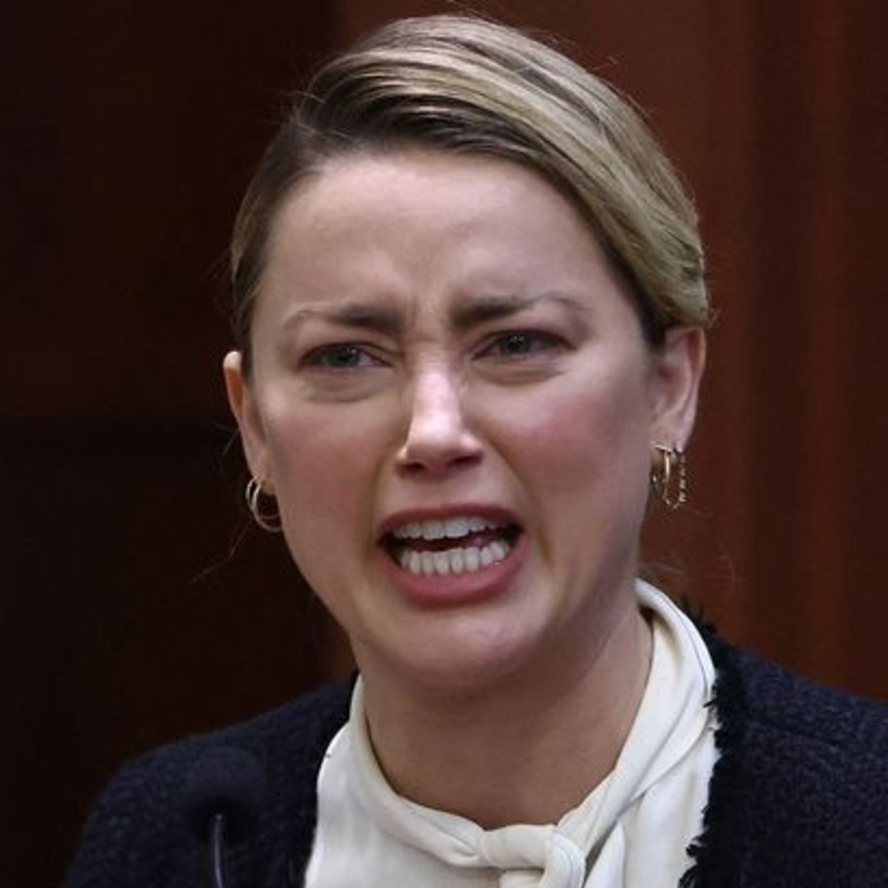 Amber Heard thừa nhận nhiều lần sử dụng chất cấm, bị bạn thân từng sống chung nhà bóc tật xấu episode artwork