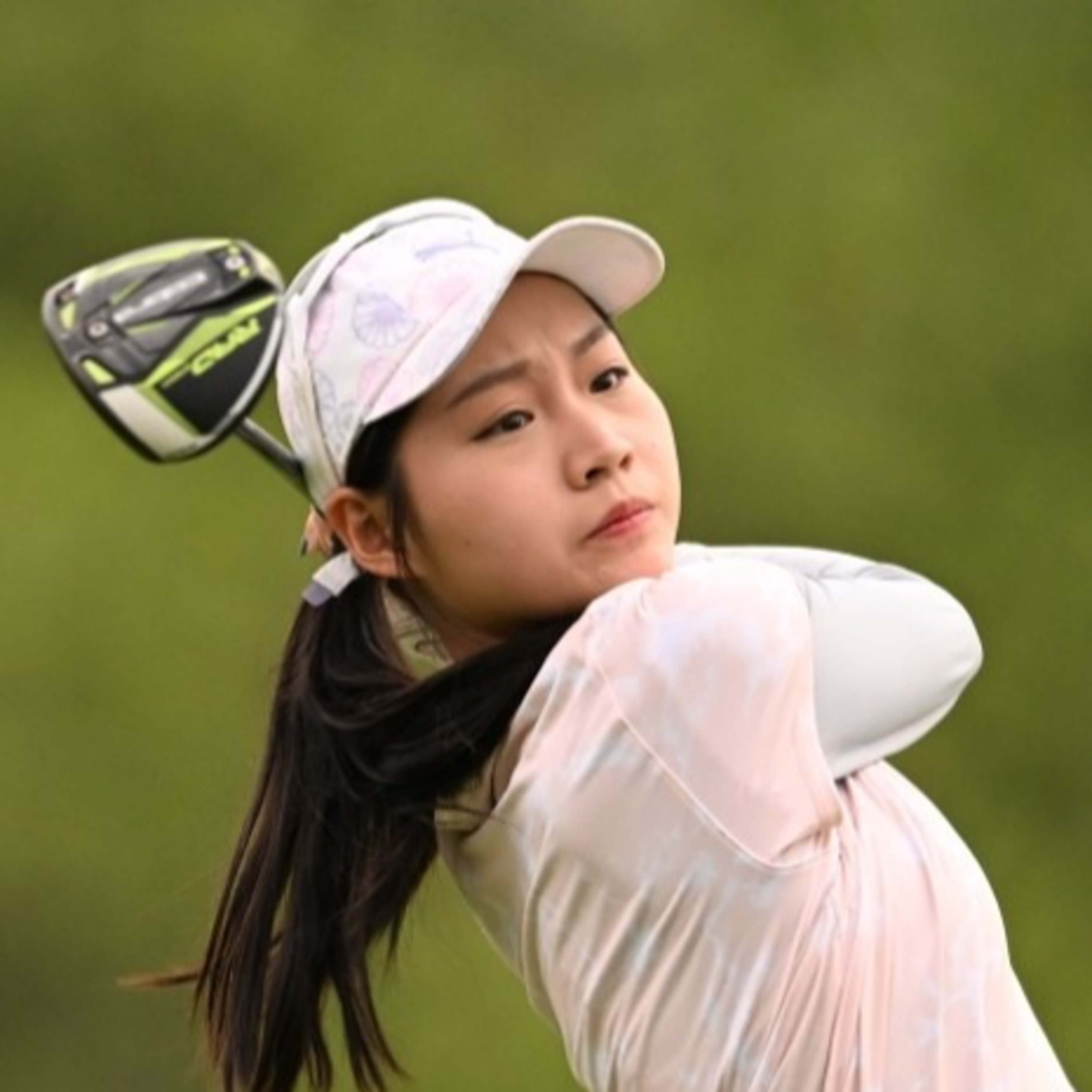 Đoàn Xuân Khuê Minh - Ngọc nữ của làng golf Việt Nam: "Đối thủ lớn nhất chính là bản thân mình" episode artwork