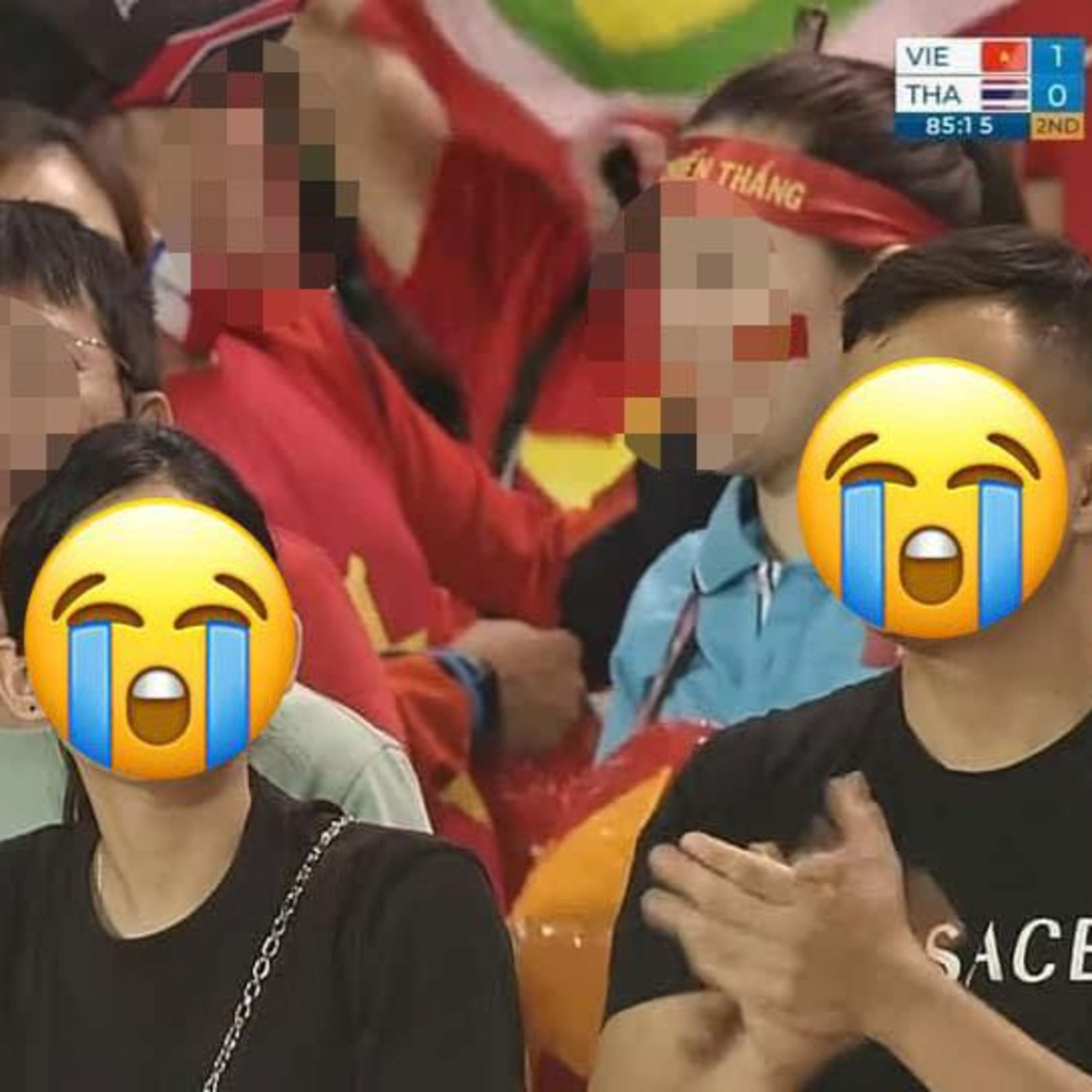 ‘Tiểu tam’ vụ trai có vợ đưa bồ đi xem chung kết SEA Games bị camera ‘lia trúng’ lên tiếng episode artwork