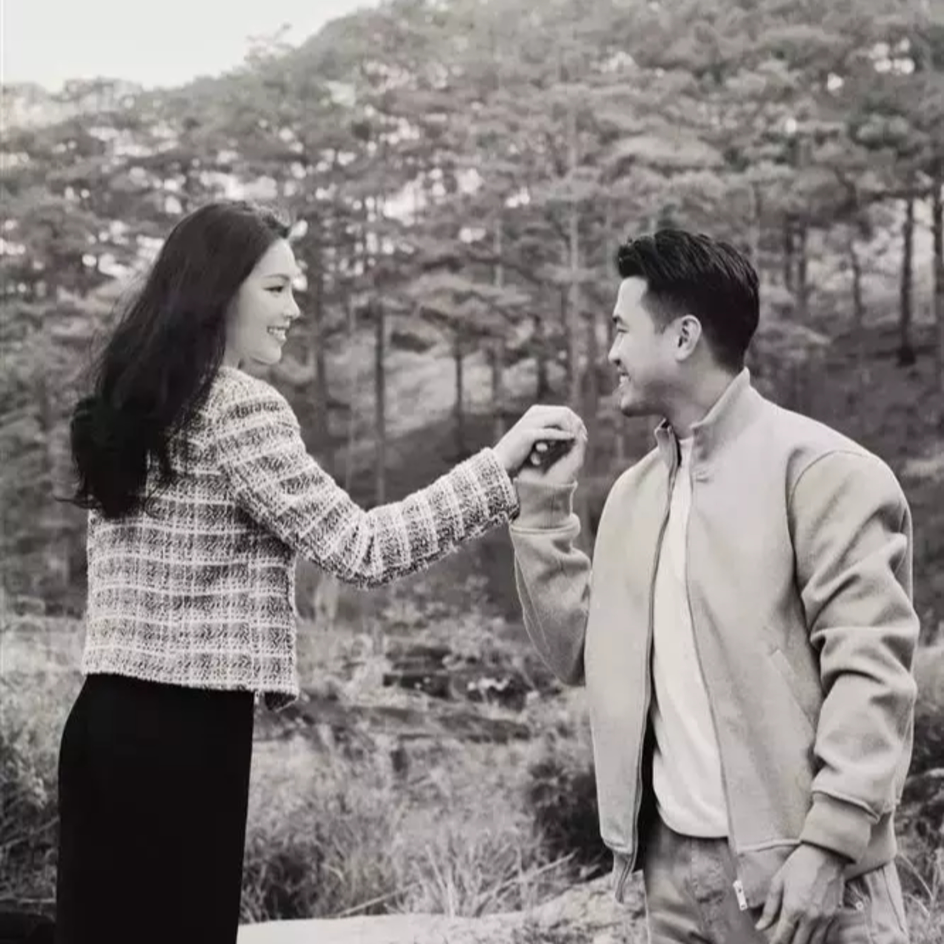 Hà Tăng - Linh Rin: Sở hữu một điểm chung khiến thiếu gia nghìn tỷ mê mệt episode artwork