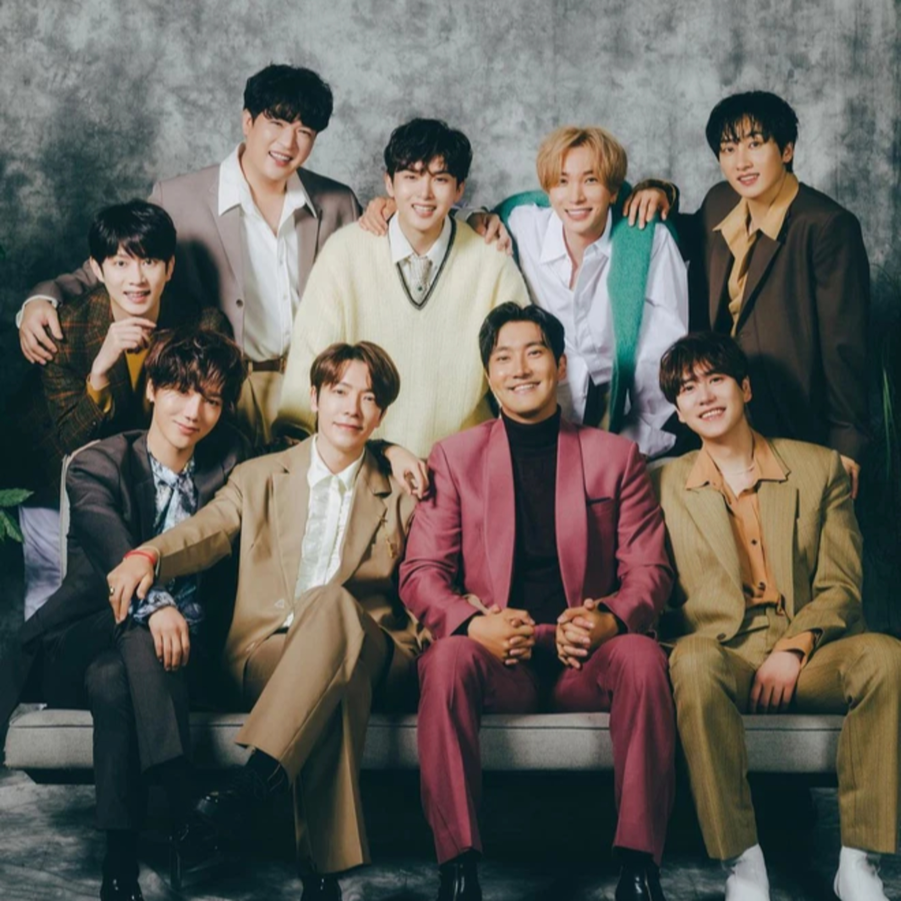 Super Junior - Từ "hố đen tử thần" thành huyền thoại Kpop, 17 năm đứng vững giữa vô vàn sóng gió episode artwork