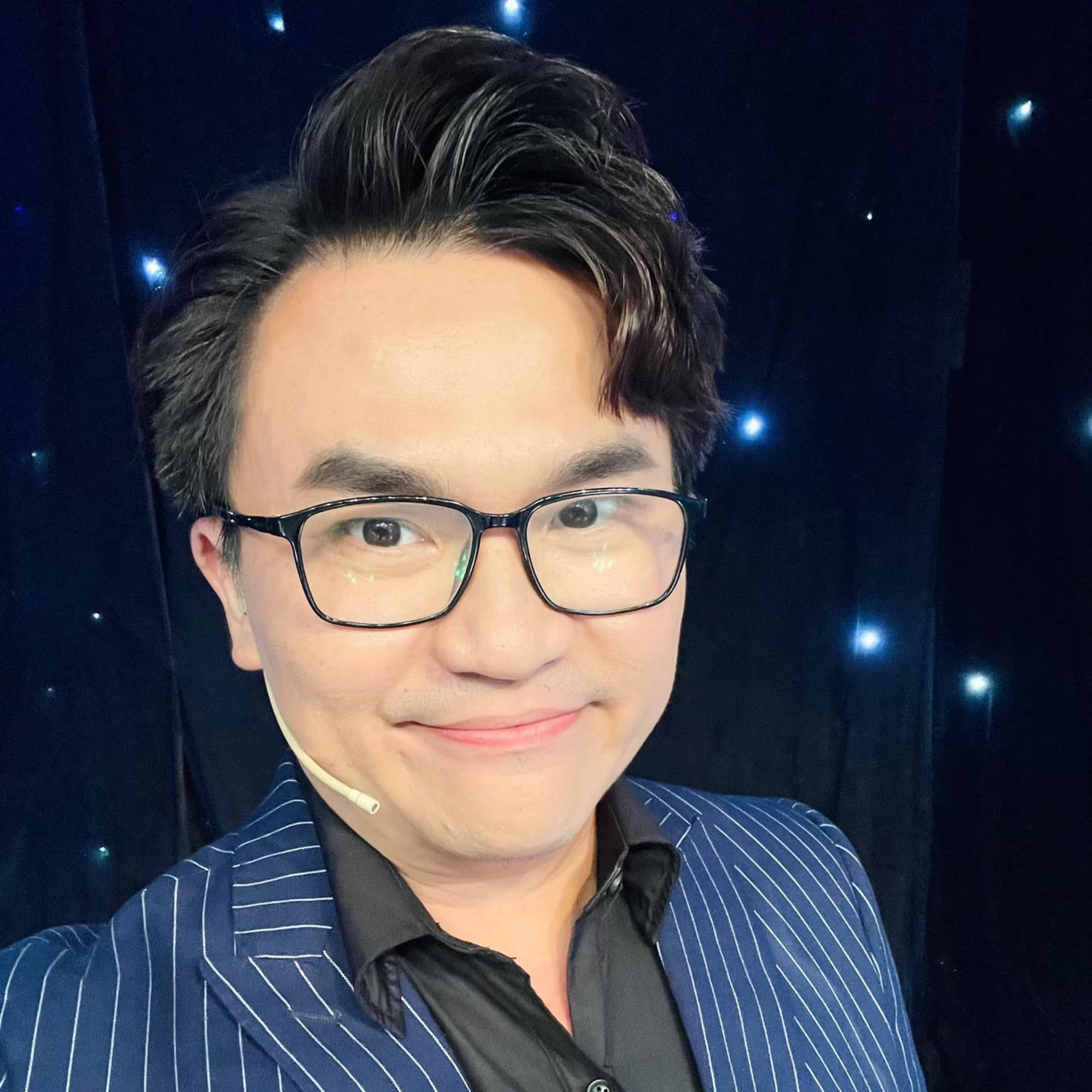 Đại Nghĩa: MC đắt show nhất nhì showbiz, 12 năm ăn chay trường, từng muốn đi tu, U50 vẫn độc thân  episode artwork