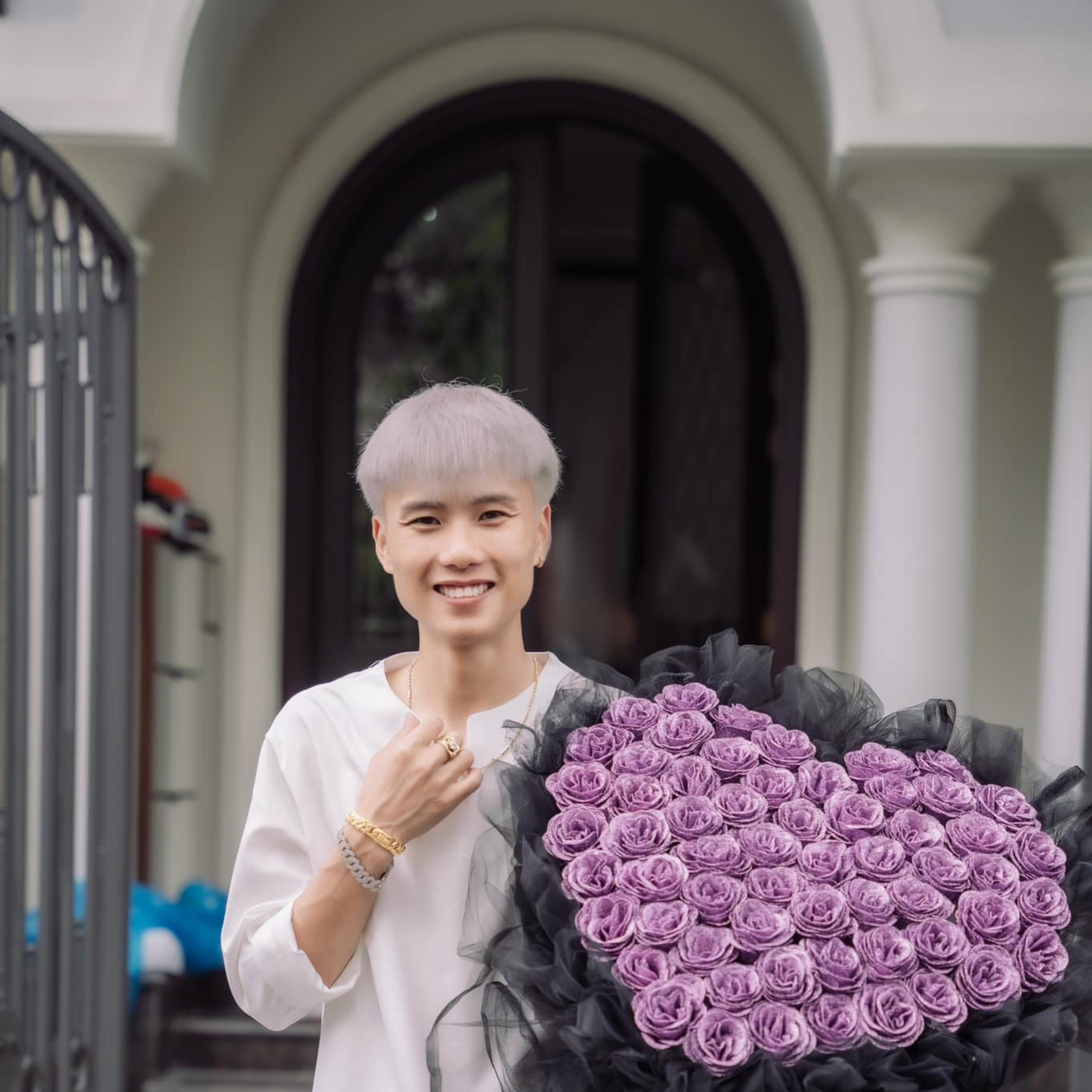 Đạt Villa và bạn gái Vidhia tổ chức offline, bị bạn thân khui bí mật giận nhau chỉ vì tiền episode artwork