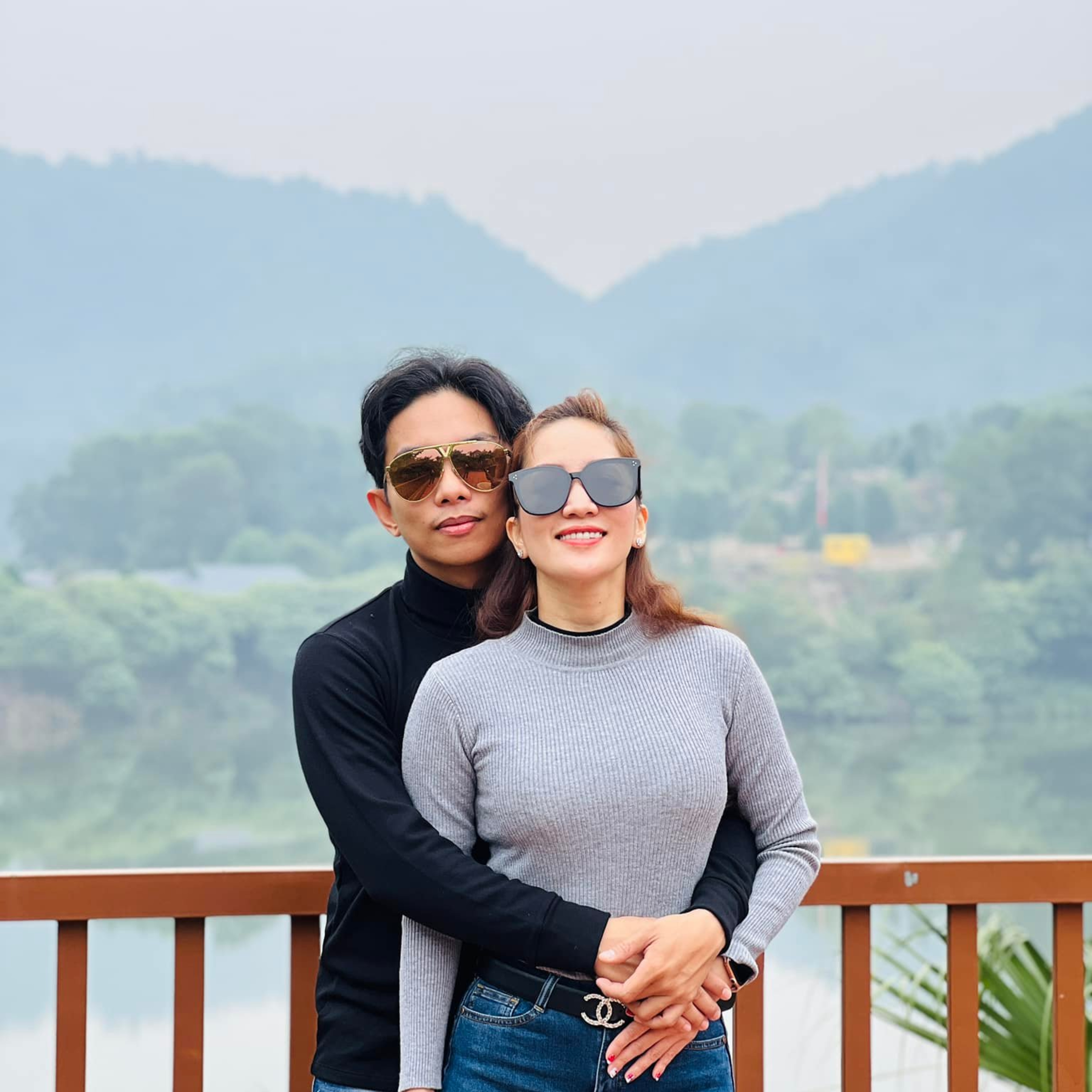 Phan Hiển từ cậu bé tự kỷ đến kiện tướng dancesport quốc tế, và mối tình cô trò vượt khó với Khánh Thi episode artwork