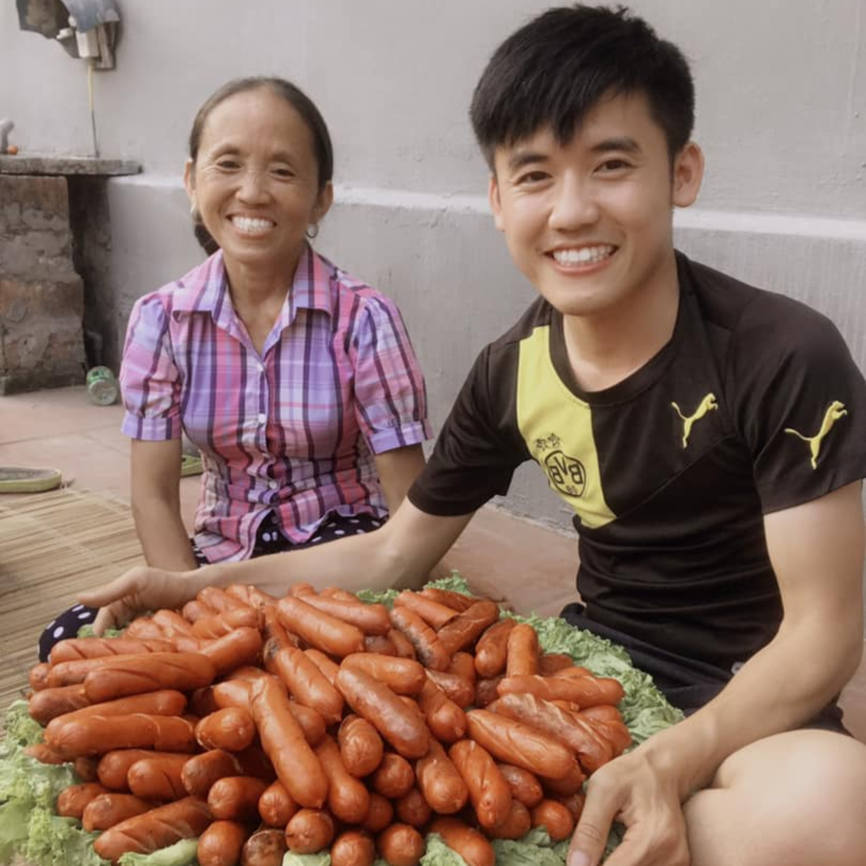 Bà Tân Vlog hiện tại sống sao sau thời gian 'nổi đình nổi đám'? episode artwork
