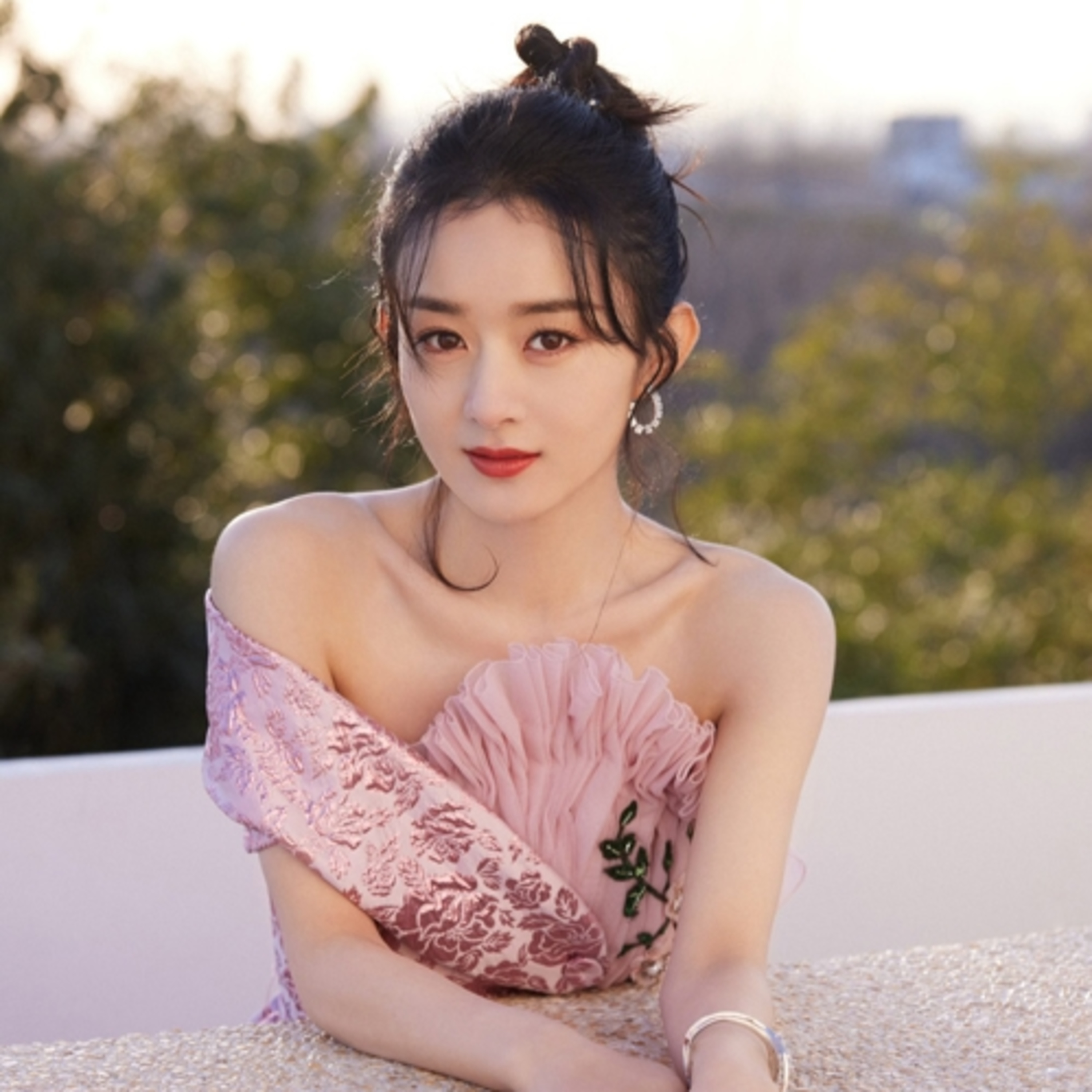 Triệu Lệ Dĩnh từng có hành động này khi người thân đến nhờ vả episode artwork